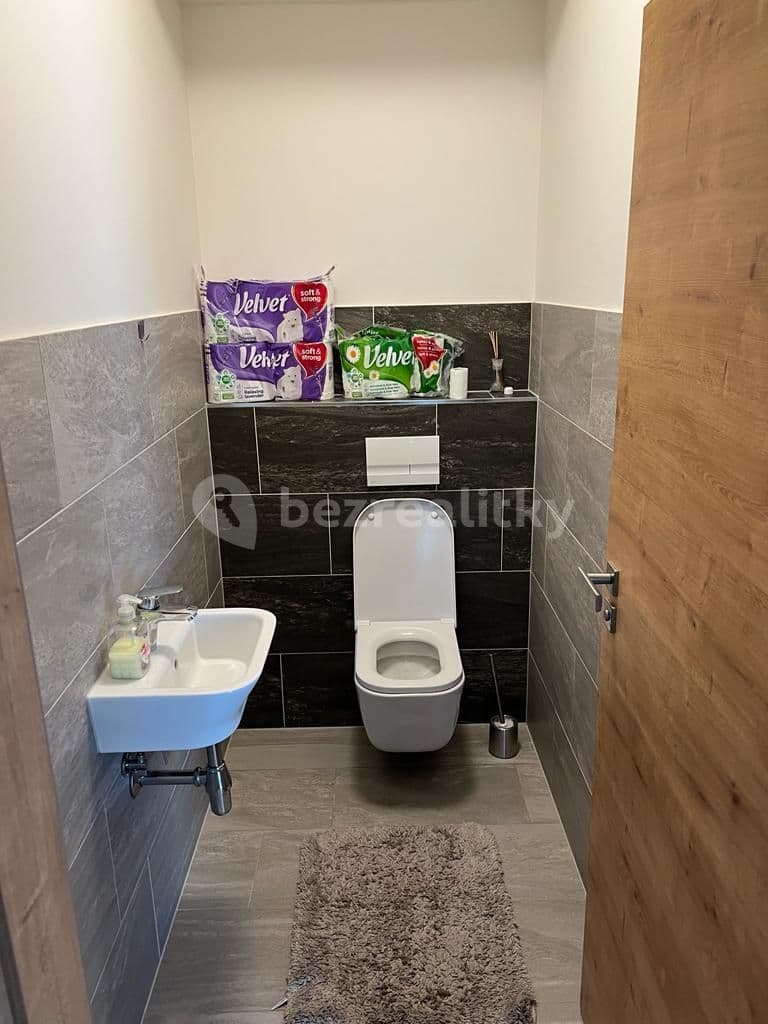 Prenájom bytu 3-izbový 92 m², Kryšpínova, Praha, Praha Prenájom bytu 3-izbový 92 m², Kryšpínova, Praha, Praha