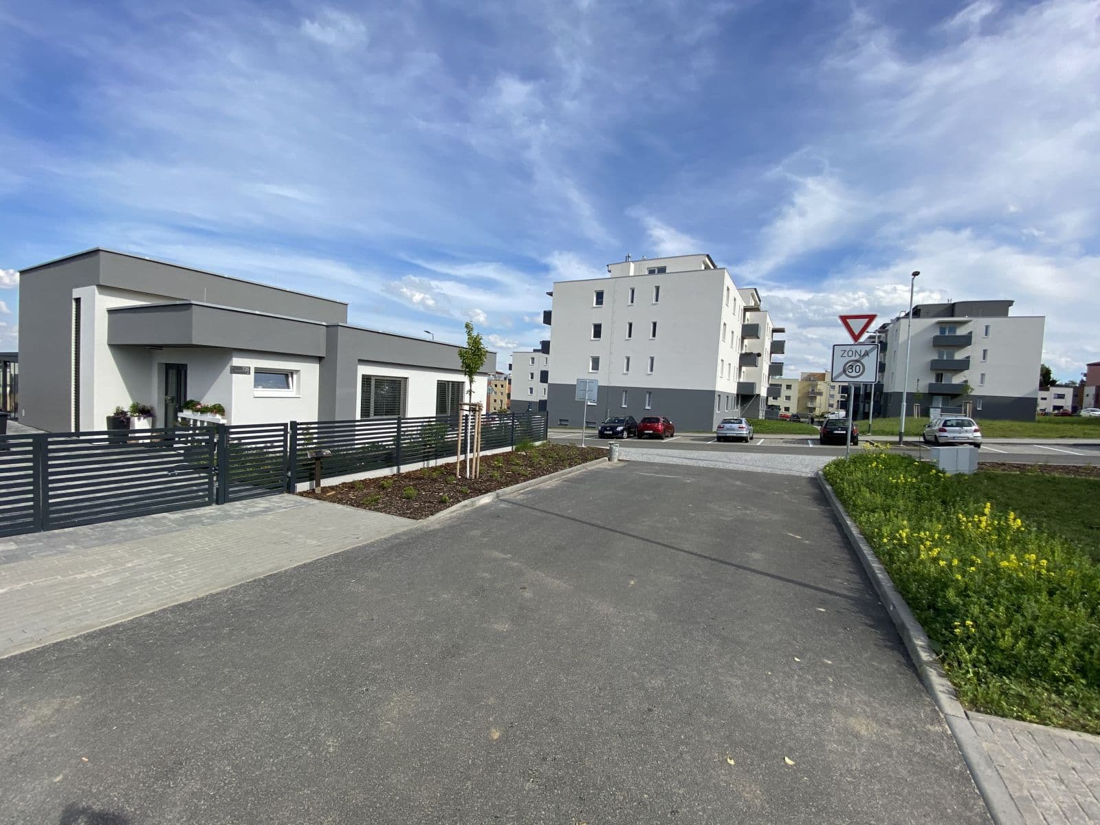 Prenájom bytu 1-izbový 34 m², Žitavská, Jihlava, Kraj Vysočina Prenájom bytu 1-izbový 34 m², Žitavská, Jihlava, Kraj Vysočina