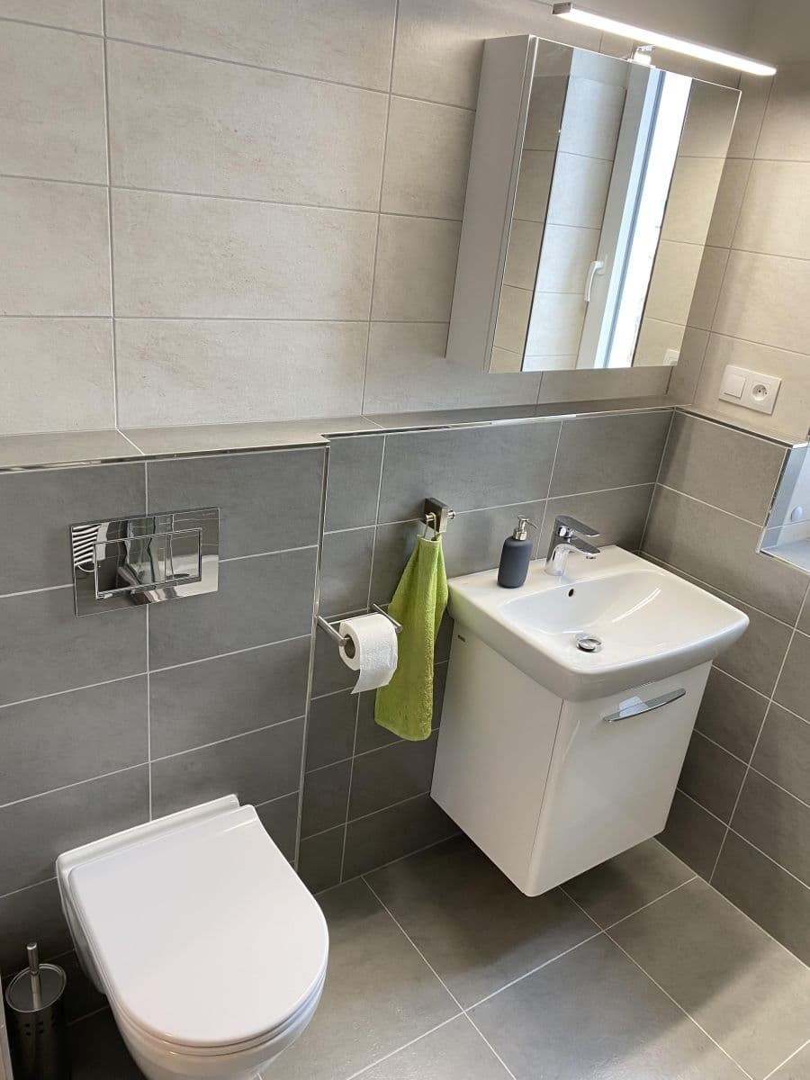 Prenájom bytu 1-izbový 34 m², Žitavská, Jihlava, Kraj Vysočina Prenájom bytu 1-izbový 34 m², Žitavská, Jihlava, Kraj Vysočina