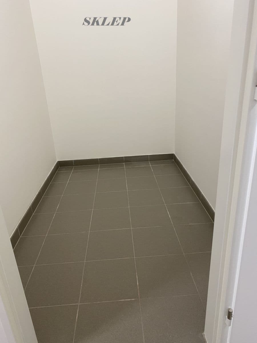Prenájom bytu 1-izbový 34 m², Žitavská, Jihlava, Kraj Vysočina Prenájom bytu 1-izbový 34 m², Žitavská, Jihlava, Kraj Vysočina