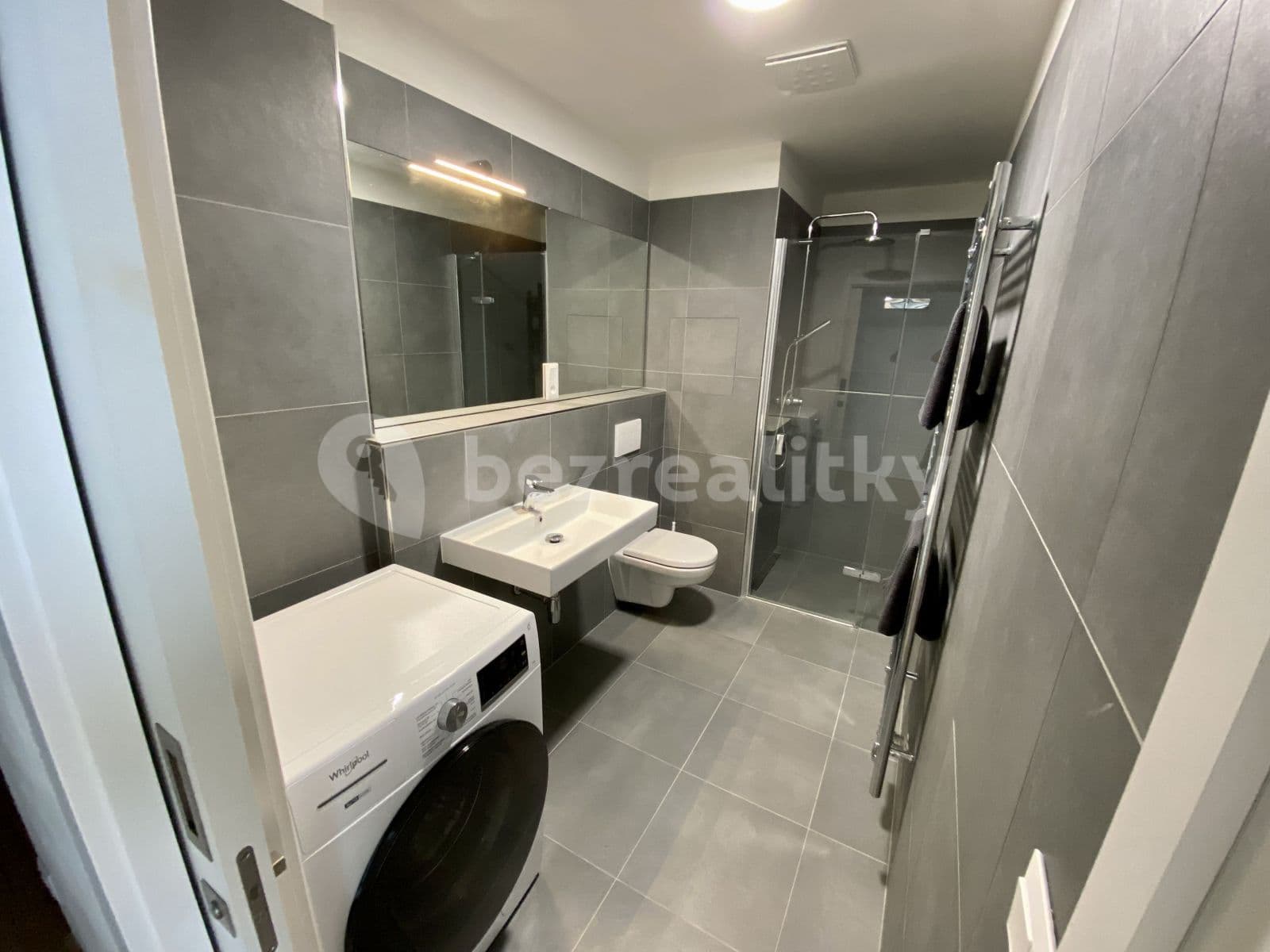 Prenájom bytu 2-izbový 52 m², Východní, Pardubice, Pardubický kraj Prenájom bytu 2-izbový 52 m², Východní, Pardubice, Pardubický kraj