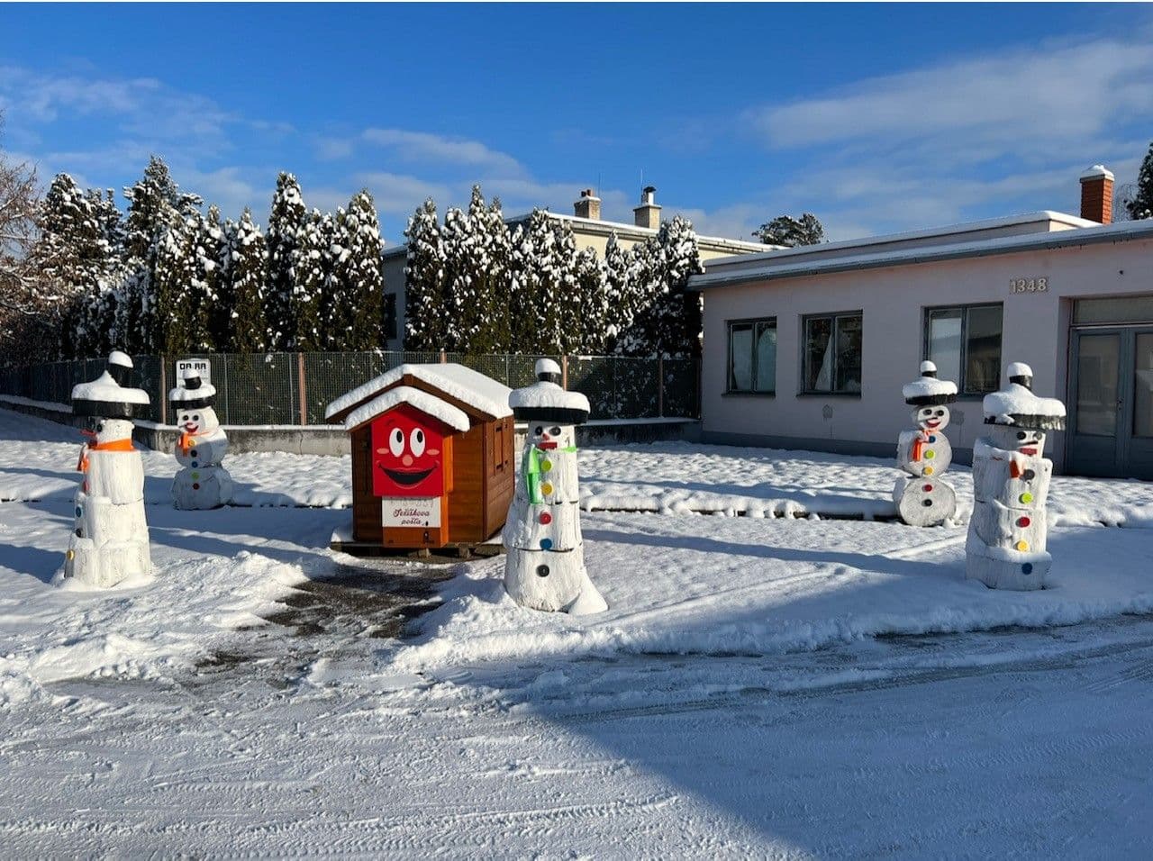 Prenájom nebytového priestoru 90 m², Samostatnost, Holešov, Zlínský kraj Prenájom nebytového priestoru 90 m², Samostatnost, Holešov, Zlínský kraj