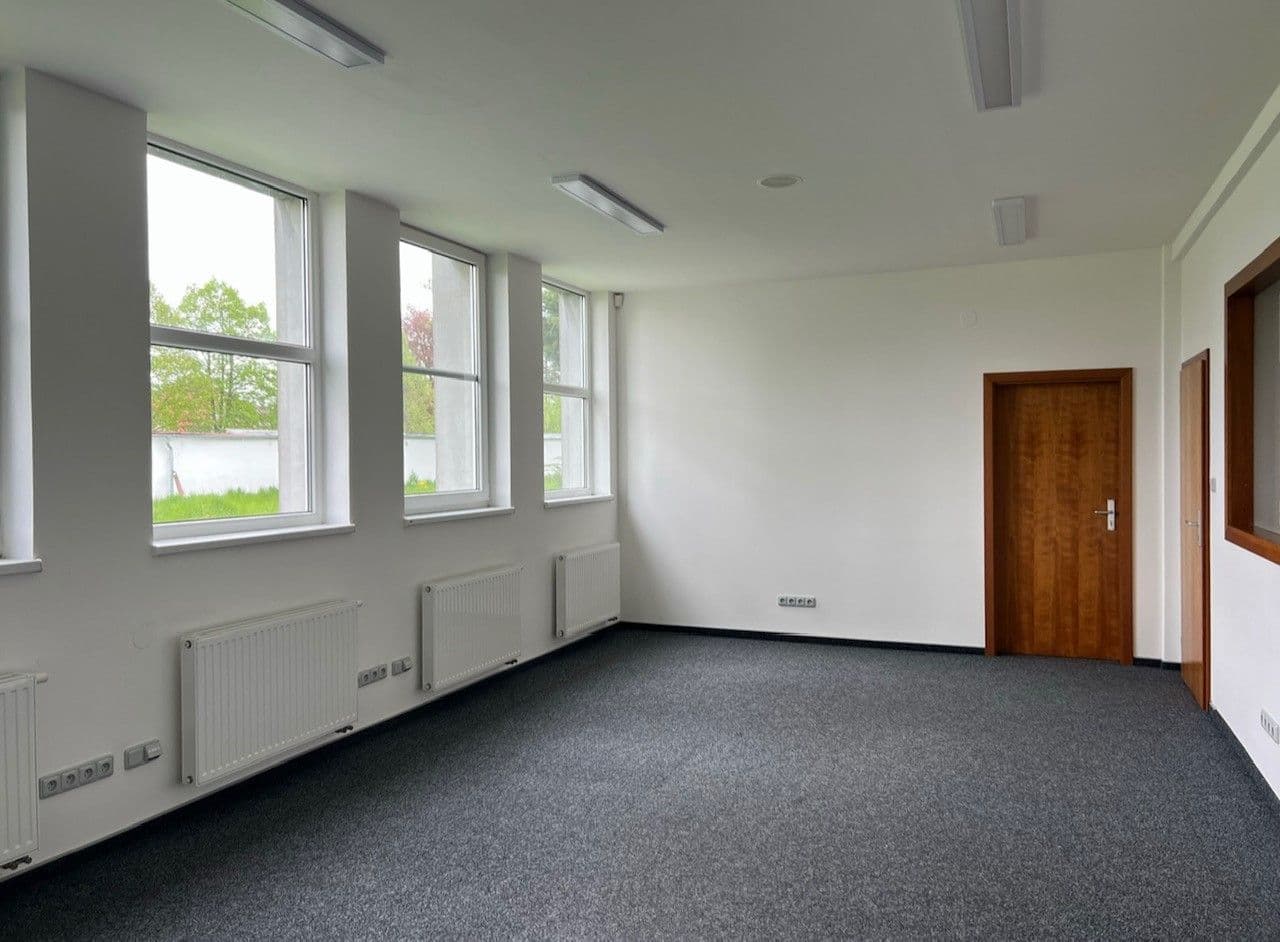 Prenájom nebytového priestoru 90 m², Samostatnost, Holešov, Zlínský kraj Prenájom nebytového priestoru 90 m², Samostatnost, Holešov, Zlínský kraj