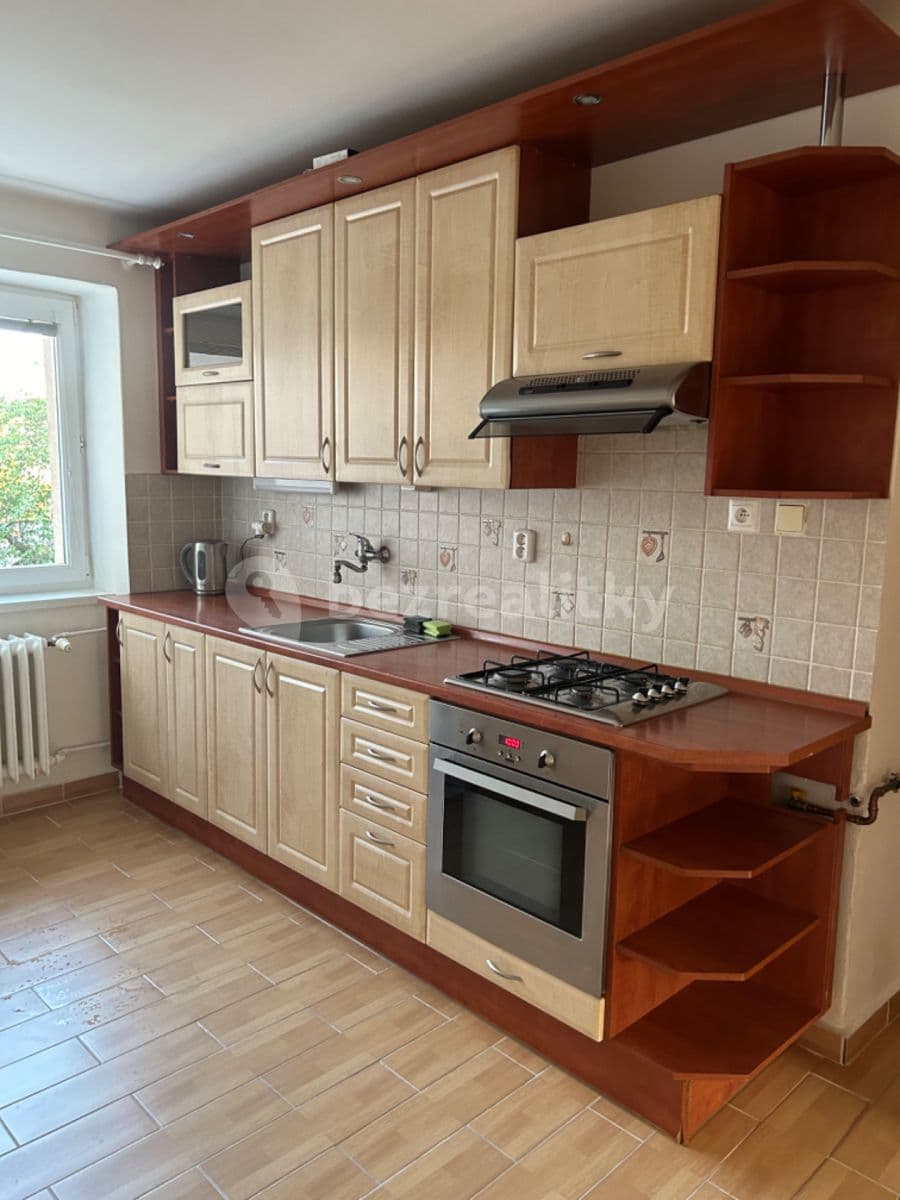 Prenájom bytu 2-izbový 57 m², Unhošťská, Kladno, Středočeský kraj Prenájom bytu 2-izbový 57 m², Unhošťská, Kladno, Středočeský kraj