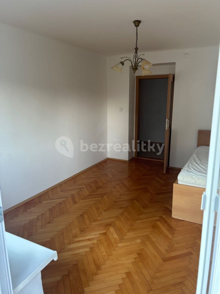 Prenájom bytu 2-izbový 57 m², Unhošťská, Kladno, Středočeský kraj Prenájom bytu 2-izbový 57 m², Unhošťská, Kladno, Středočeský kraj