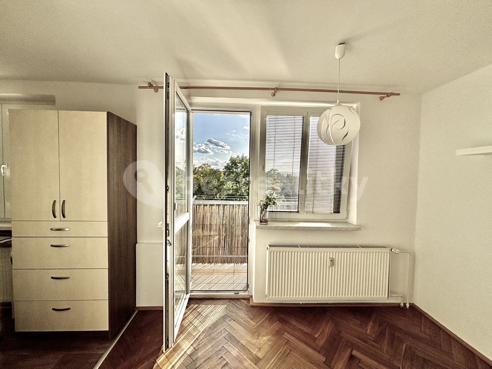 Prenájom bytu 3-izbový 64 m², Svěchyňova, Chrudim, Pardubický kraj Prenájom bytu 3-izbový 64 m², Svěchyňova, Chrudim, Pardubický kraj