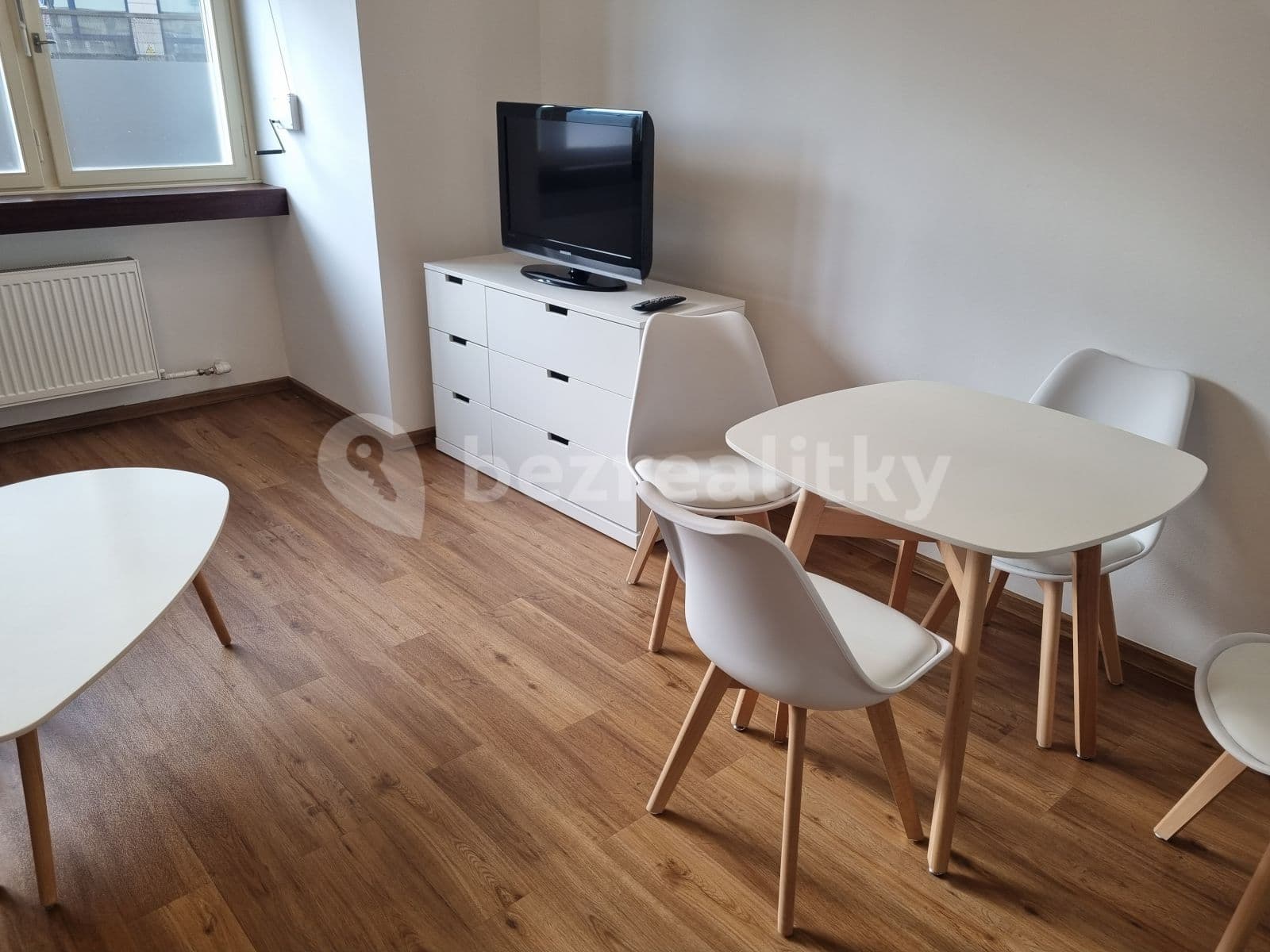 Prenájom bytu 2-izbový 47 m², Antonínská, Praha, Praha Prenájom bytu 2-izbový 47 m², Antonínská, Praha, Praha