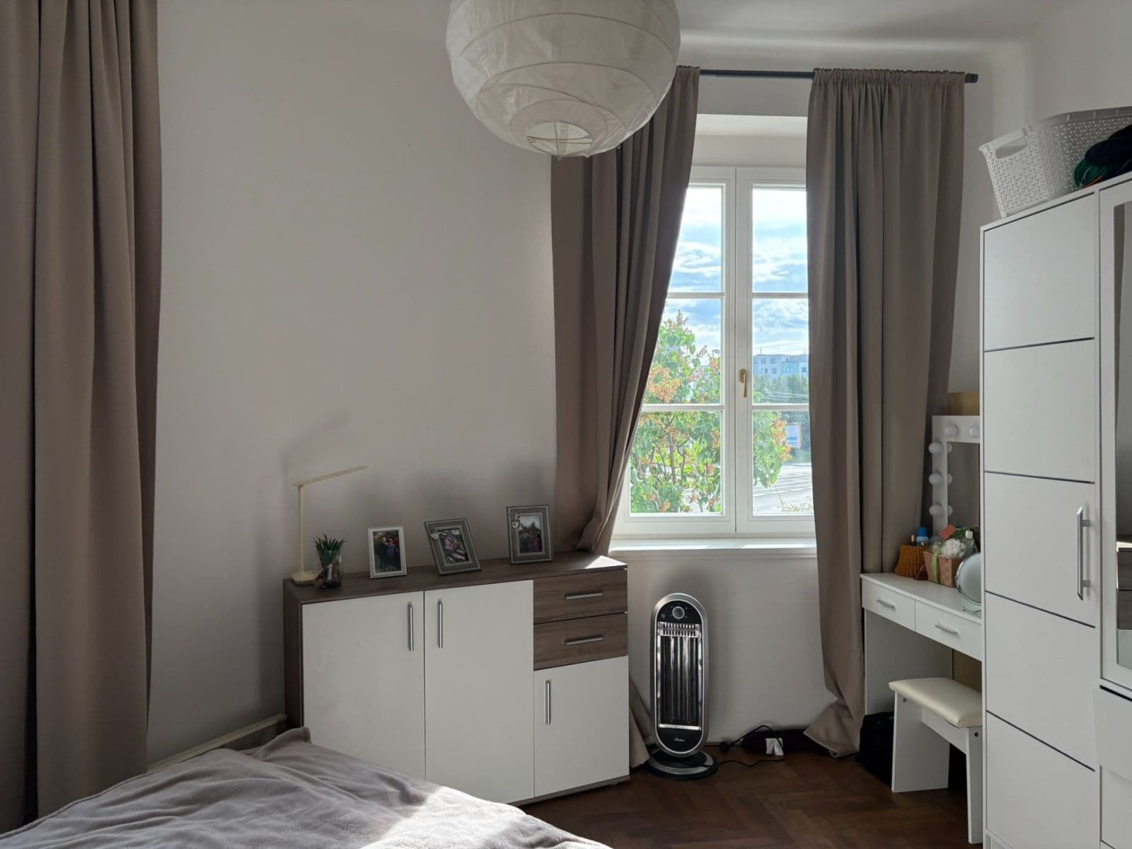 Prenájom bytu 2-izbový 55 m², Světická, Praha, Praha Prenájom bytu 2-izbový 55 m², Světická, Praha, Praha