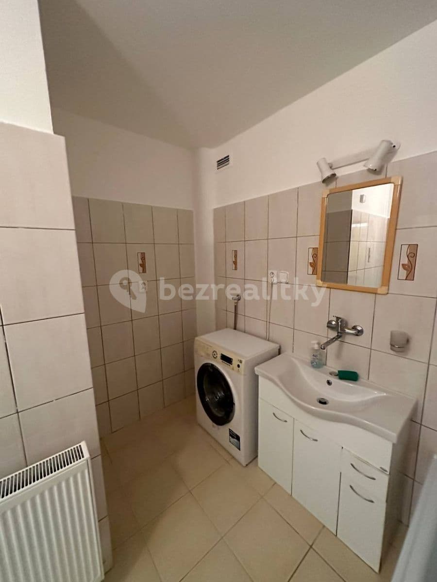 Prenájom bytu 3-izbový 65 m², Mattoniho nábřeží, Karlovy Vary, Karlovarský kraj Prenájom bytu 3-izbový 65 m², Mattoniho nábřeží, Karlovy Vary, Karlovarský kraj