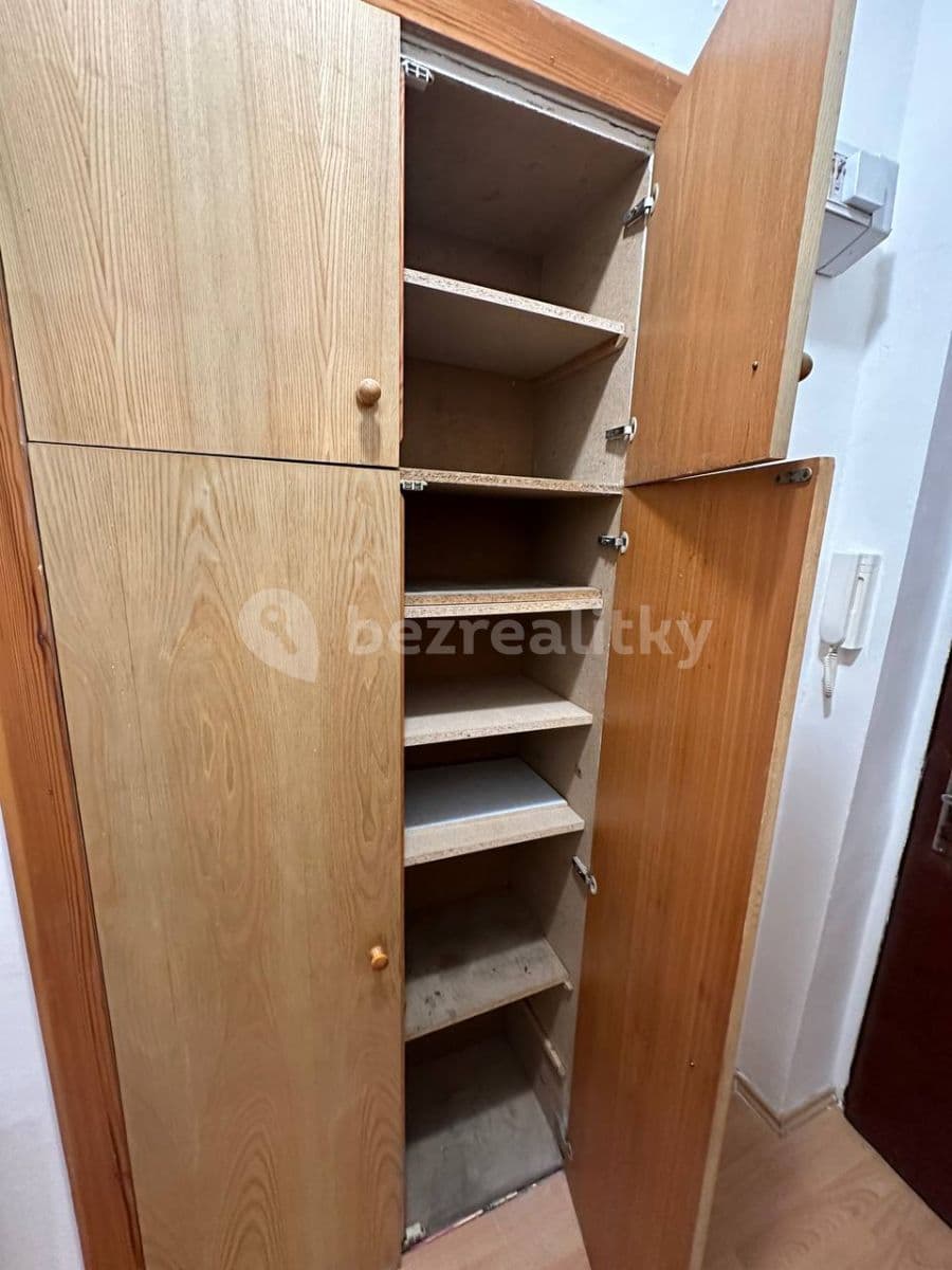 Prenájom bytu 3-izbový 65 m², Mattoniho nábřeží, Karlovy Vary, Karlovarský kraj Prenájom bytu 3-izbový 65 m², Mattoniho nábřeží, Karlovy Vary, Karlovarský kraj