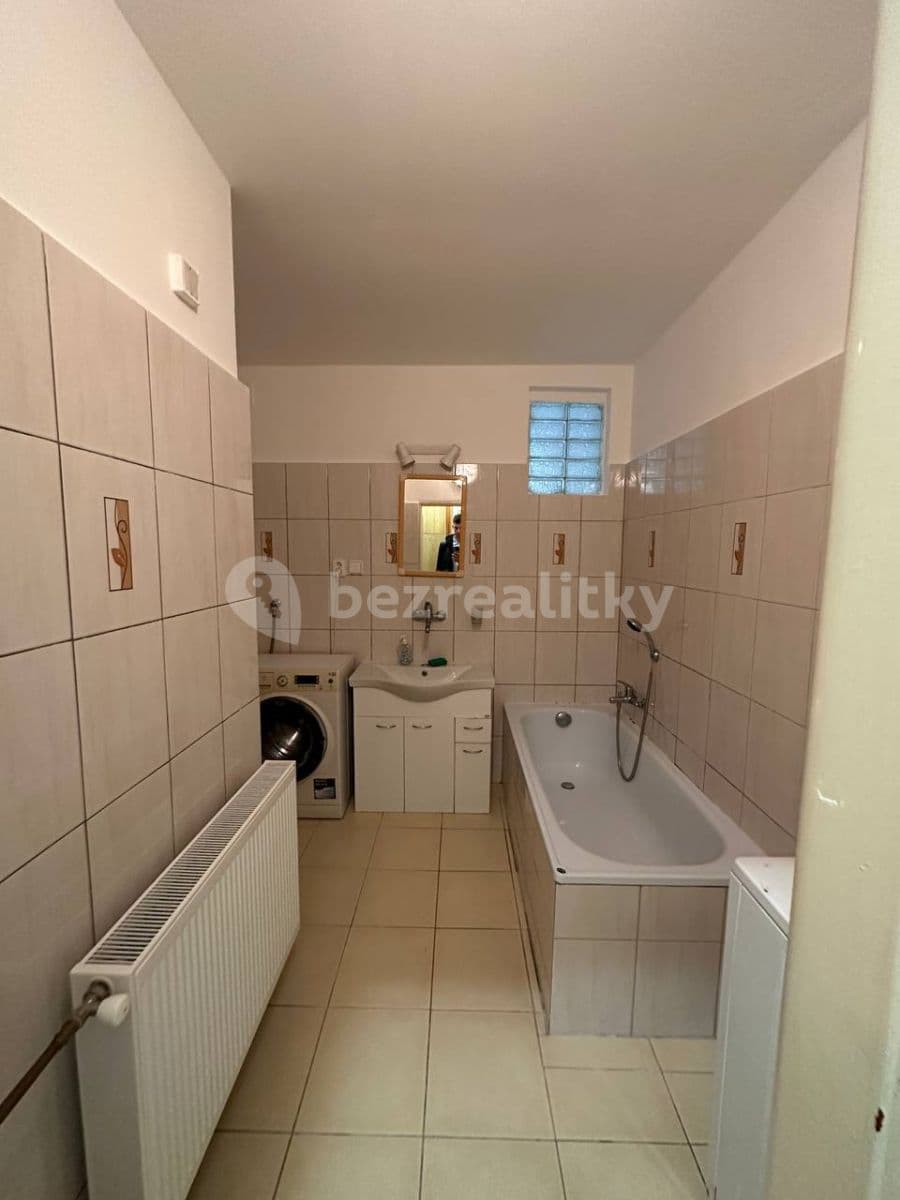 Prenájom bytu 3-izbový 65 m², Mattoniho nábřeží, Karlovy Vary, Karlovarský kraj Prenájom bytu 3-izbový 65 m², Mattoniho nábřeží, Karlovy Vary, Karlovarský kraj