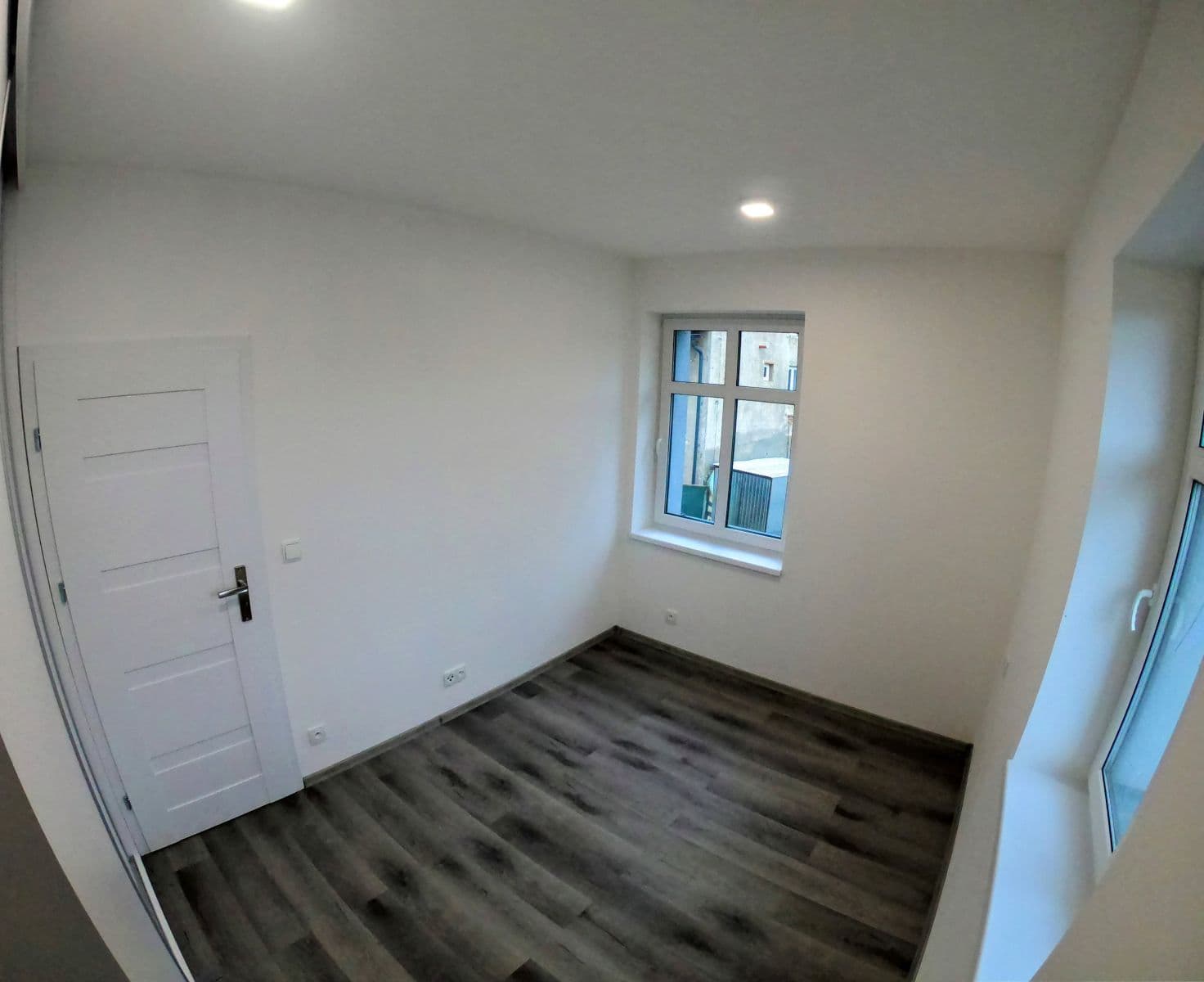 Prenájom bytu 2-izbový 37 m², Svárovská, Liberec, Liberecký kraj Prenájom bytu 2-izbový 37 m², Svárovská, Liberec, Liberecký kraj