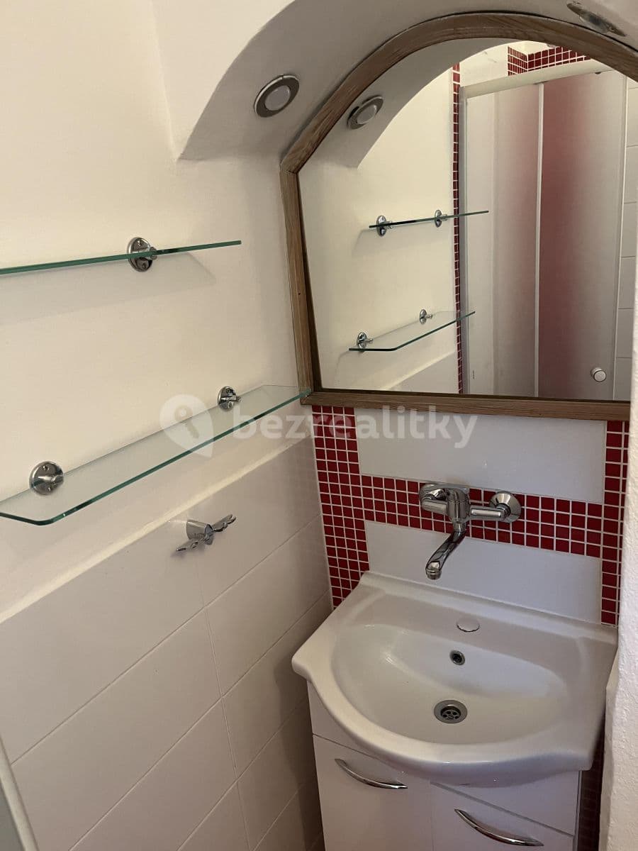 Prenájom bytu 2-izbový 49 m², Na Vlnovce, Ústí nad Labem, Ústecký kraj Prenájom bytu 2-izbový 49 m², Na Vlnovce, Ústí nad Labem, Ústecký kraj