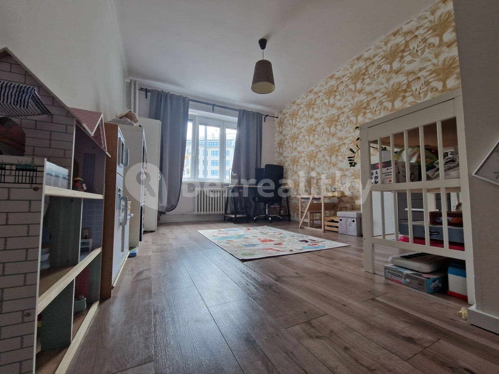 Prenájom bytu 3-izbový 73 m², Chlumčanského, Praha, Praha Prenájom bytu 3-izbový 73 m², Chlumčanského, Praha, Praha