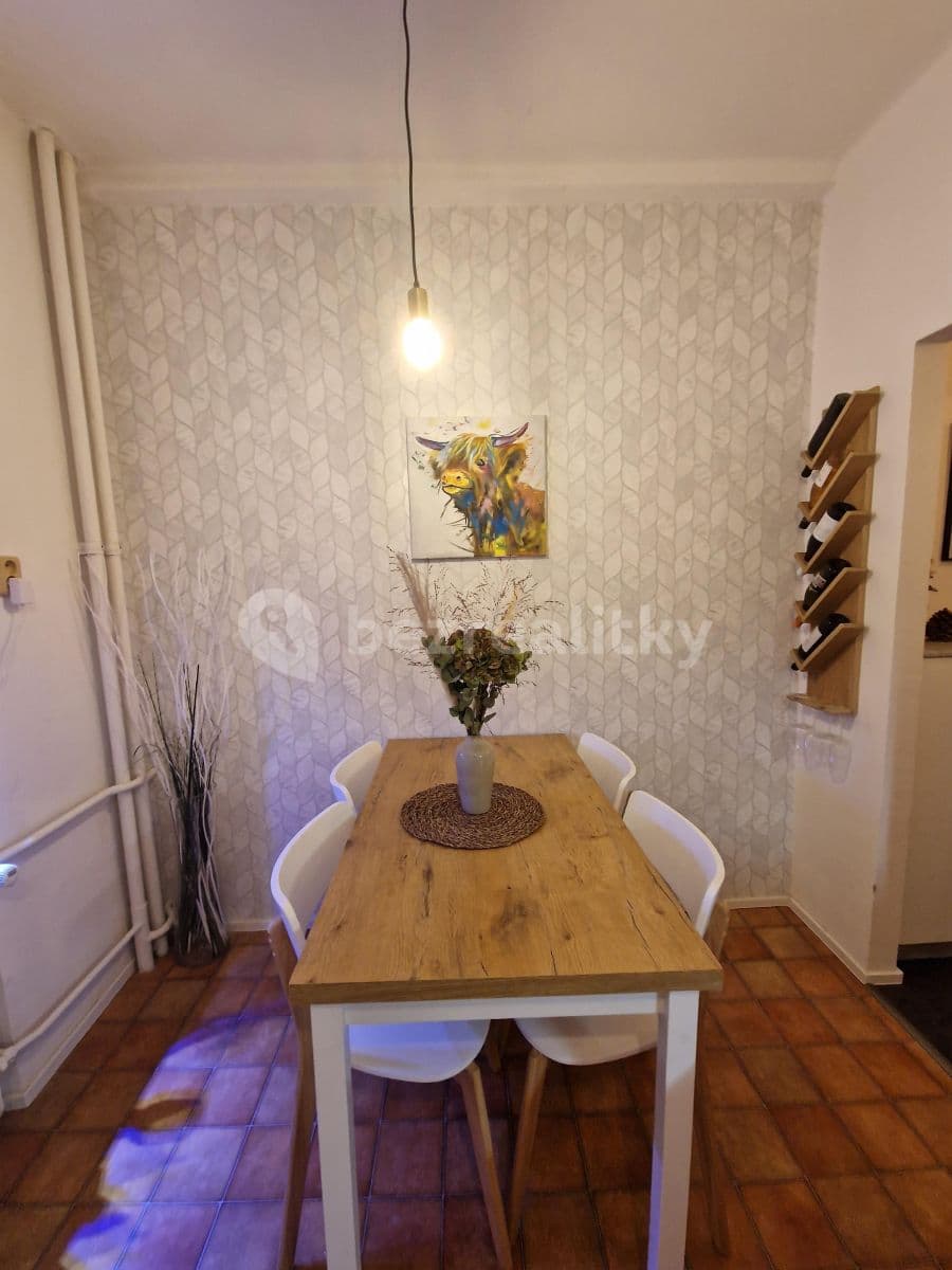 Prenájom bytu 3-izbový 73 m², Chlumčanského, Praha, Praha Prenájom bytu 3-izbový 73 m², Chlumčanského, Praha, Praha