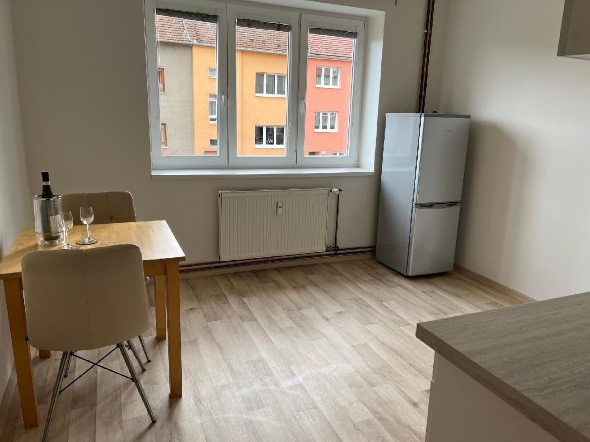Prenájom bytu 1-izbový 47 m², Maškova, Brno, Jihomoravský kraj Prenájom bytu 1-izbový 47 m², Maškova, Brno, Jihomoravský kraj