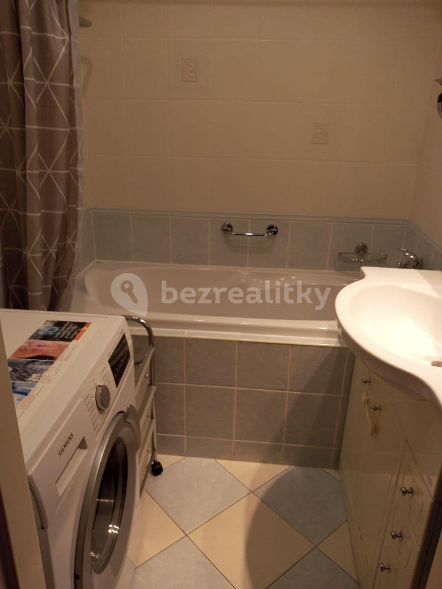 Prenájom bytu 3-izbový 65 m², Bořetická, Brno, Jihomoravský kraj Prenájom bytu 3-izbový 65 m², Bořetická, Brno, Jihomoravský kraj