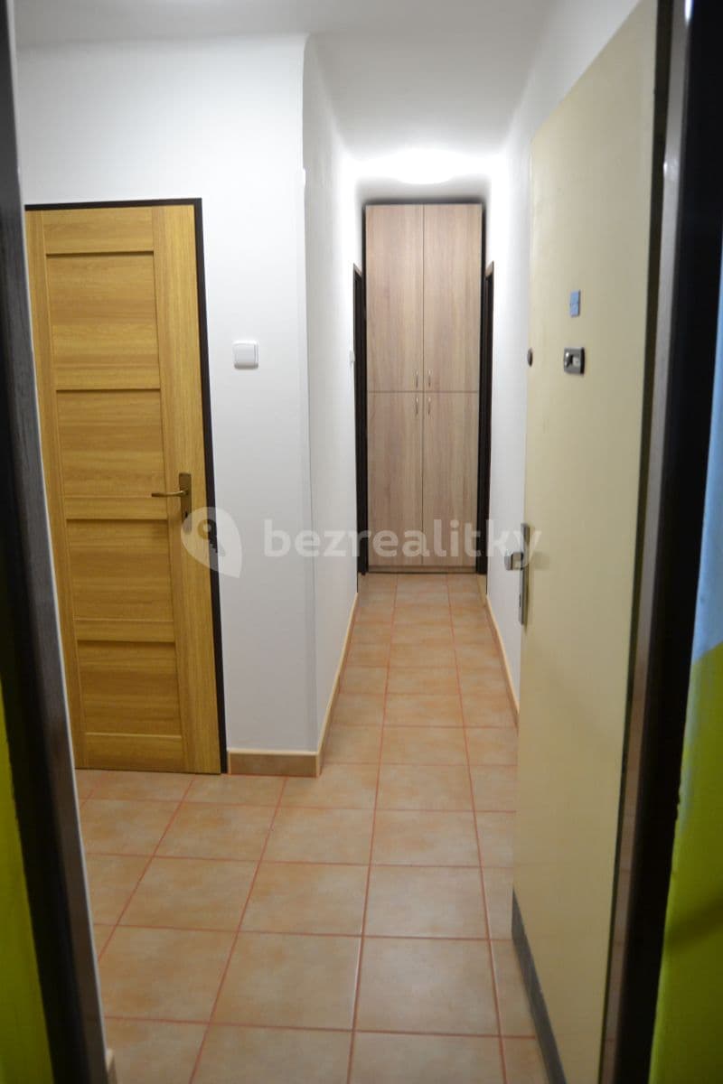 Prenájom bytu 3-izbový 56 m², Velká Hradební, Ústí nad Labem, Ústecký kraj Prenájom bytu 3-izbový 56 m², Velká Hradební, Ústí nad Labem, Ústecký kraj