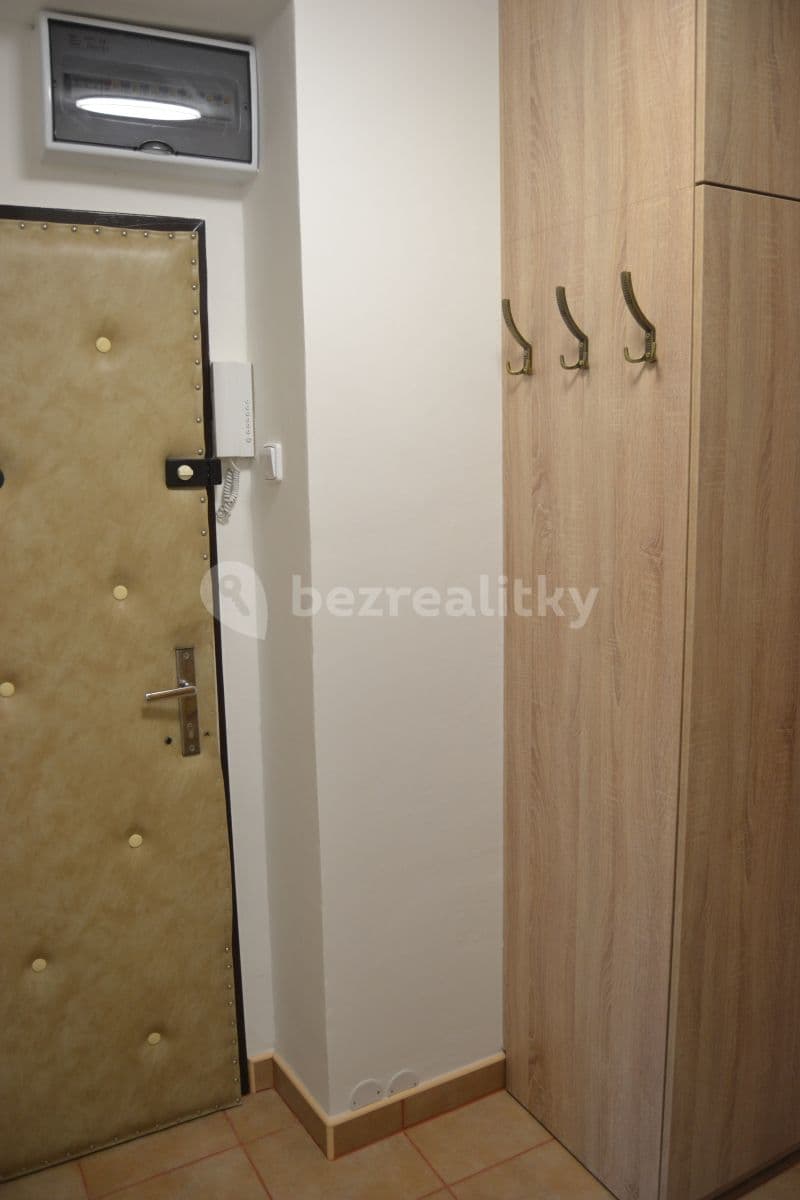 Prenájom bytu 3-izbový 56 m², Velká Hradební, Ústí nad Labem, Ústecký kraj Prenájom bytu 3-izbový 56 m², Velká Hradební, Ústí nad Labem, Ústecký kraj