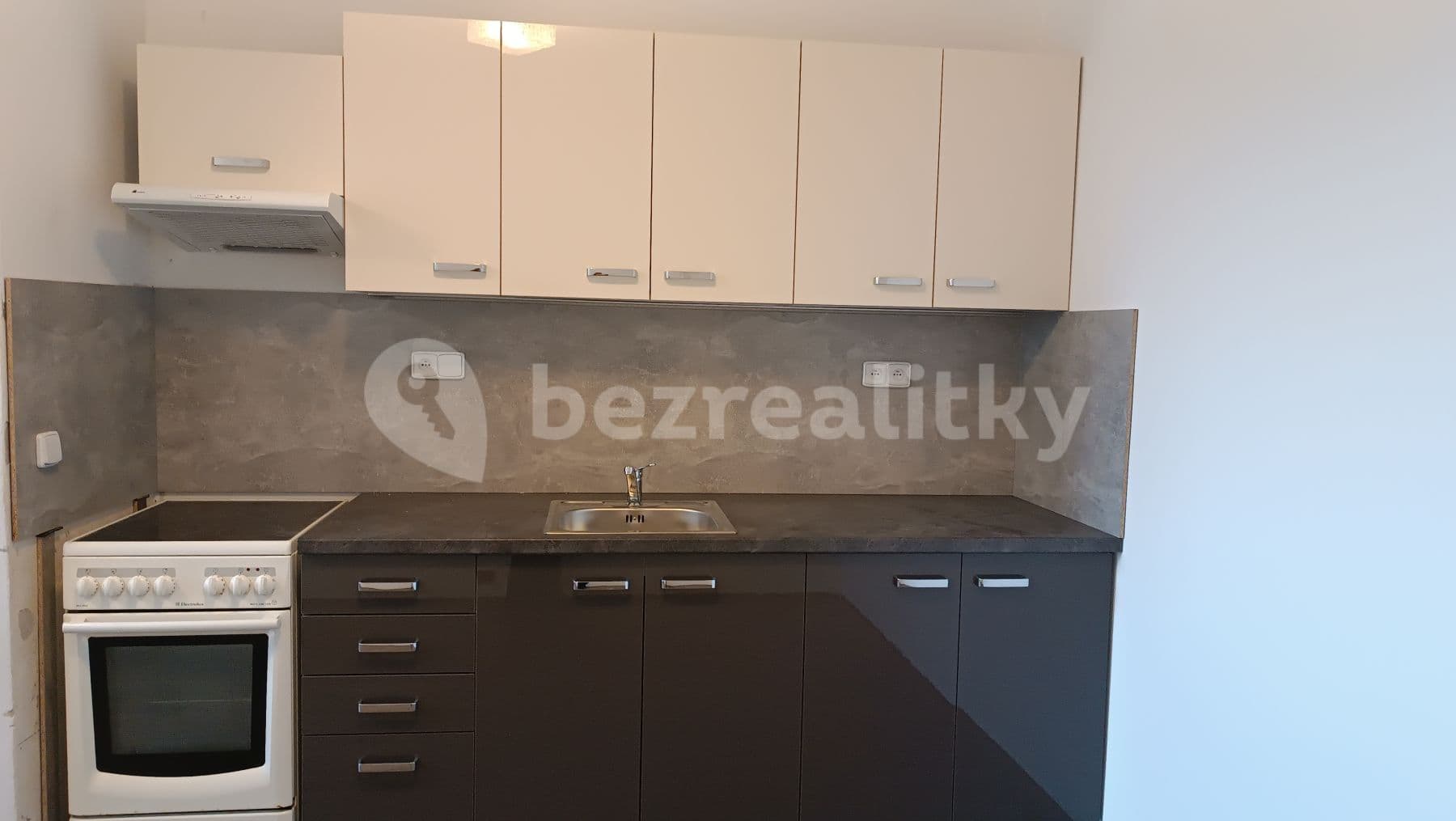 Prenájom bytu 2-izbový 44 m², Spodní, Brno, Jihomoravský kraj Prenájom bytu 2-izbový 44 m², Spodní, Brno, Jihomoravský kraj