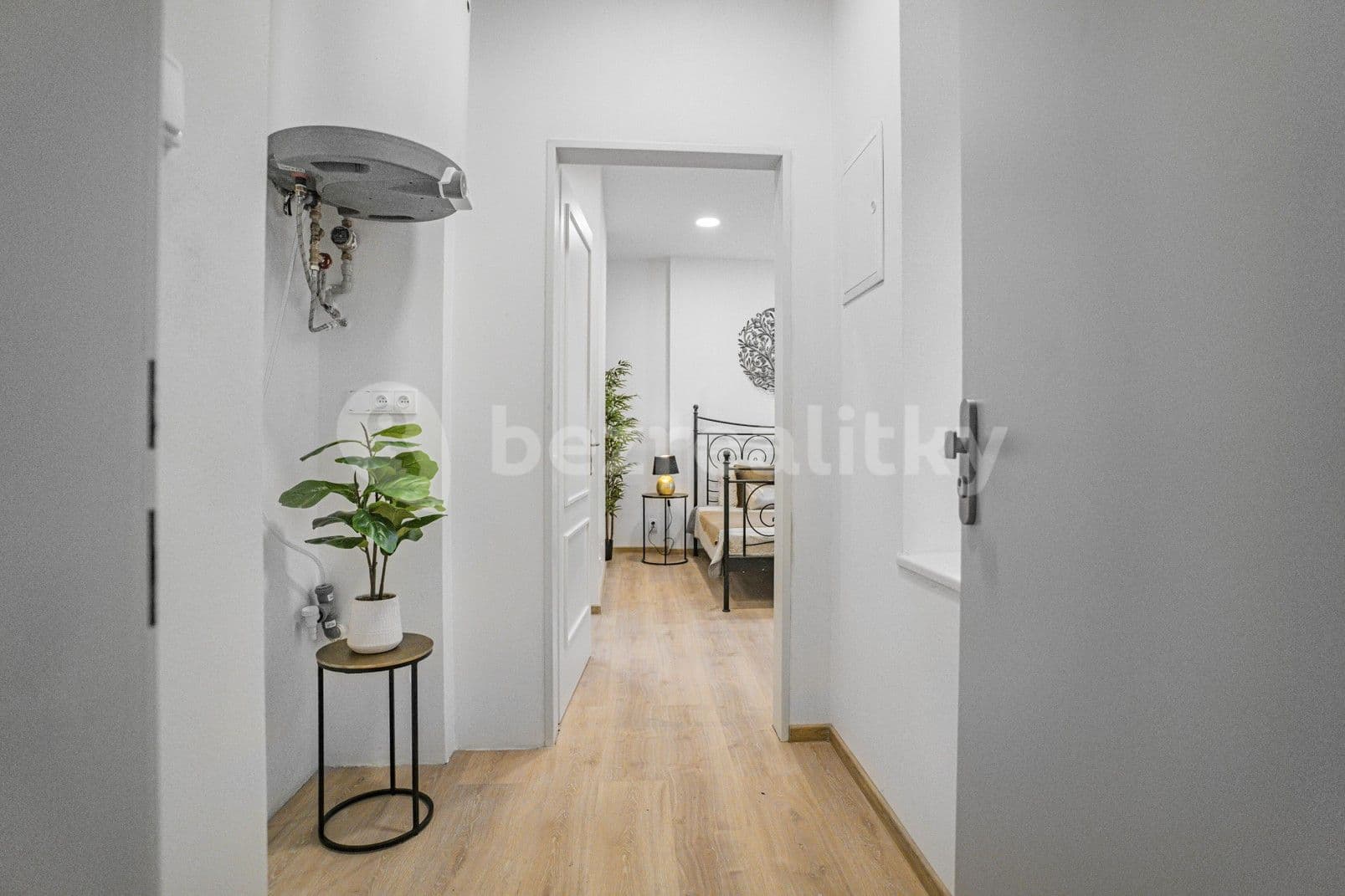 Prenájom bytu 1-izbový 20 m², Kováků, Praha, Praha Prenájom bytu 1-izbový 20 m², Kováků, Praha, Praha