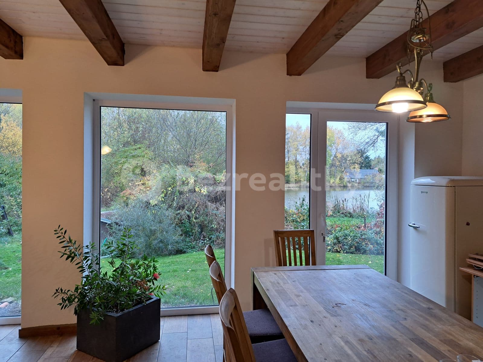 Prenájom domu 80 m², pozemok 350 m², Dubová, Mukařov, Středočeský kraj Prenájom domu 80 m², pozemok 350 m², Dubová, Mukařov, Středočeský kraj