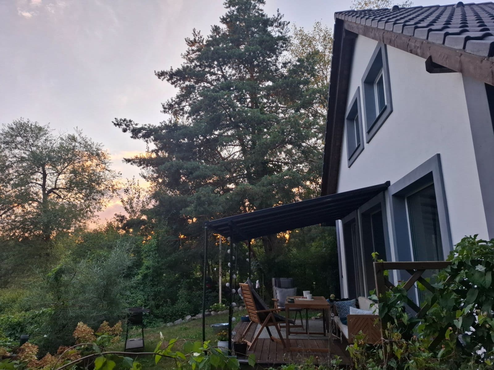 Prenájom domu 80 m², pozemok 350 m², Dubová, Mukařov, Středočeský kraj Prenájom domu 80 m², pozemok 350 m², Dubová, Mukařov, Středočeský kraj
