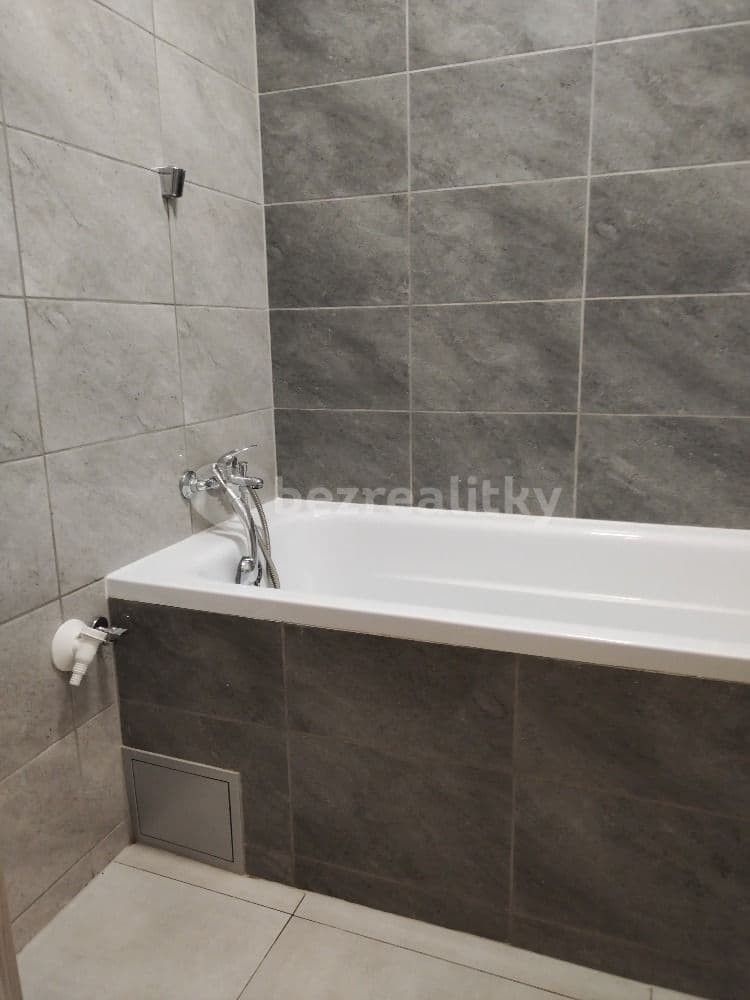 Prenájom bytu 2-izbový 54 m², Patrice Lumumby, Ostrava, Moravskoslezský kraj Prenájom bytu 2-izbový 54 m², Patrice Lumumby, Ostrava, Moravskoslezský kraj