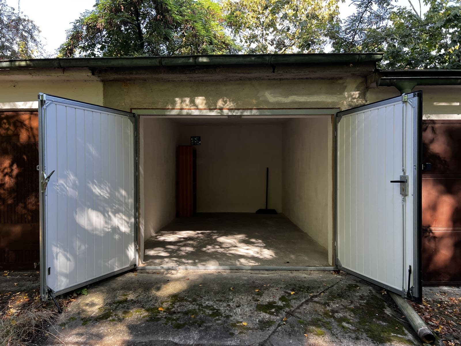 Prenájom garáže 18 m², Na Korábě, Praha, Praha Prenájom garáže 18 m², Na Korábě, Praha, Praha