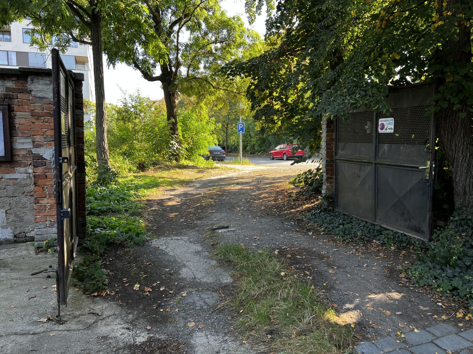 Prenájom garáže 18 m², Na Korábě, Praha, Praha Prenájom garáže 18 m², Na Korábě, Praha, Praha