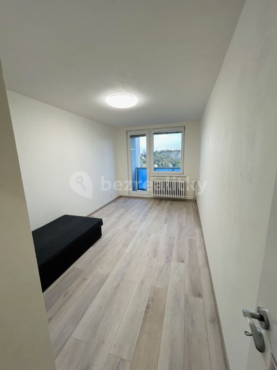 Prenájom bytu 3-izbový 68 m², Prosluněná, Praha, Praha Prenájom bytu 3-izbový 68 m², Prosluněná, Praha, Praha