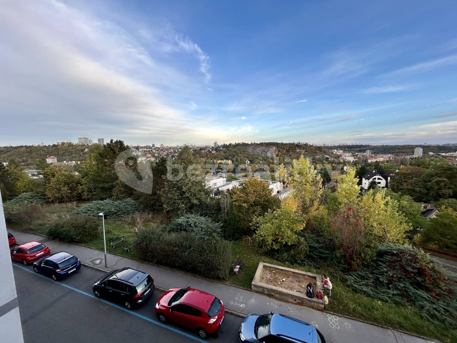 Prenájom bytu 3-izbový 68 m², Prosluněná, Praha, Praha Prenájom bytu 3-izbový 68 m², Prosluněná, Praha, Praha
