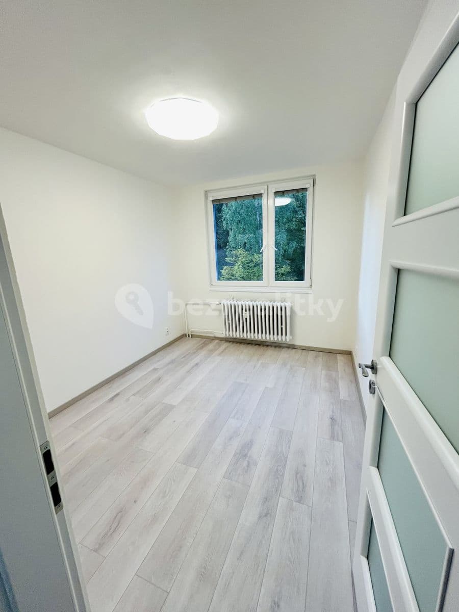 Prenájom bytu 3-izbový 68 m², Prosluněná, Praha, Praha Prenájom bytu 3-izbový 68 m², Prosluněná, Praha, Praha