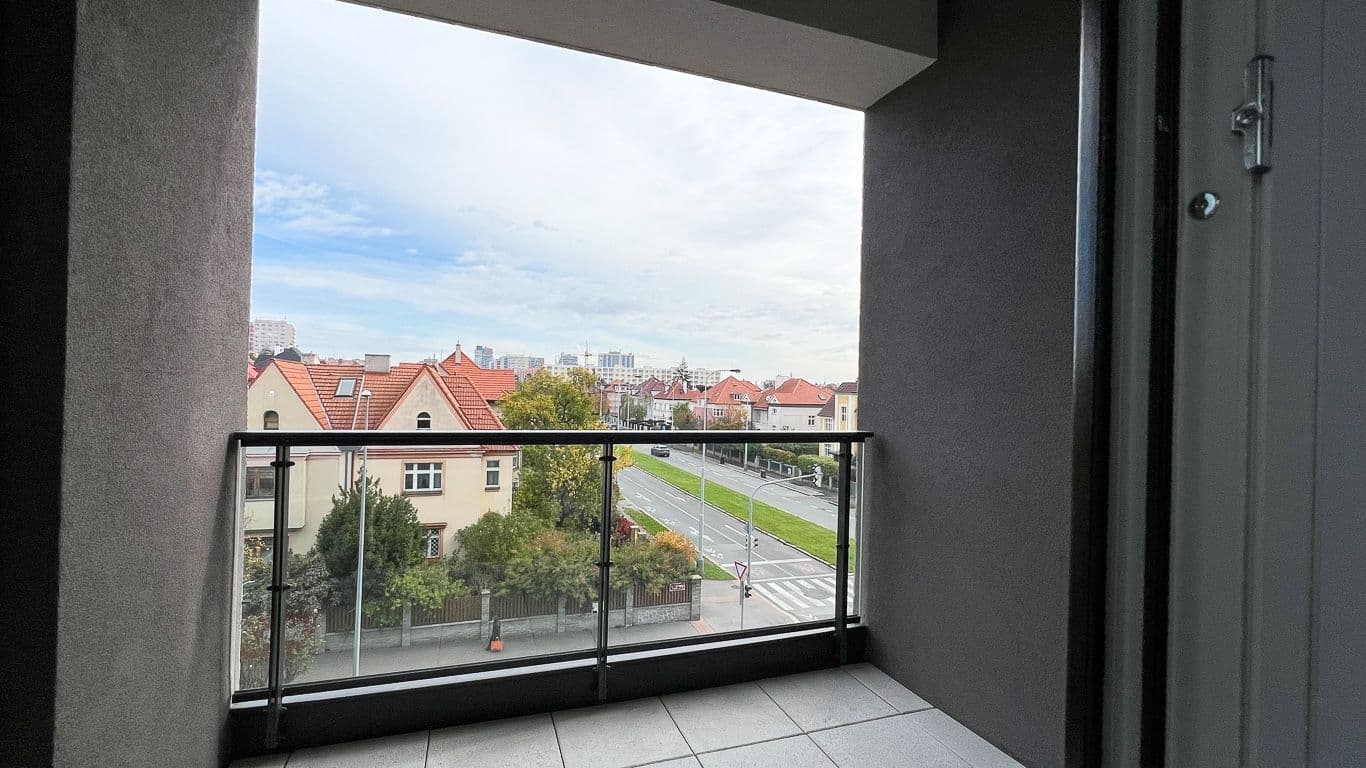 Prenájom bytu 2-izbový 47 m², Na Palouku, Praha, Praha Prenájom bytu 2-izbový 47 m², Na Palouku, Praha, Praha