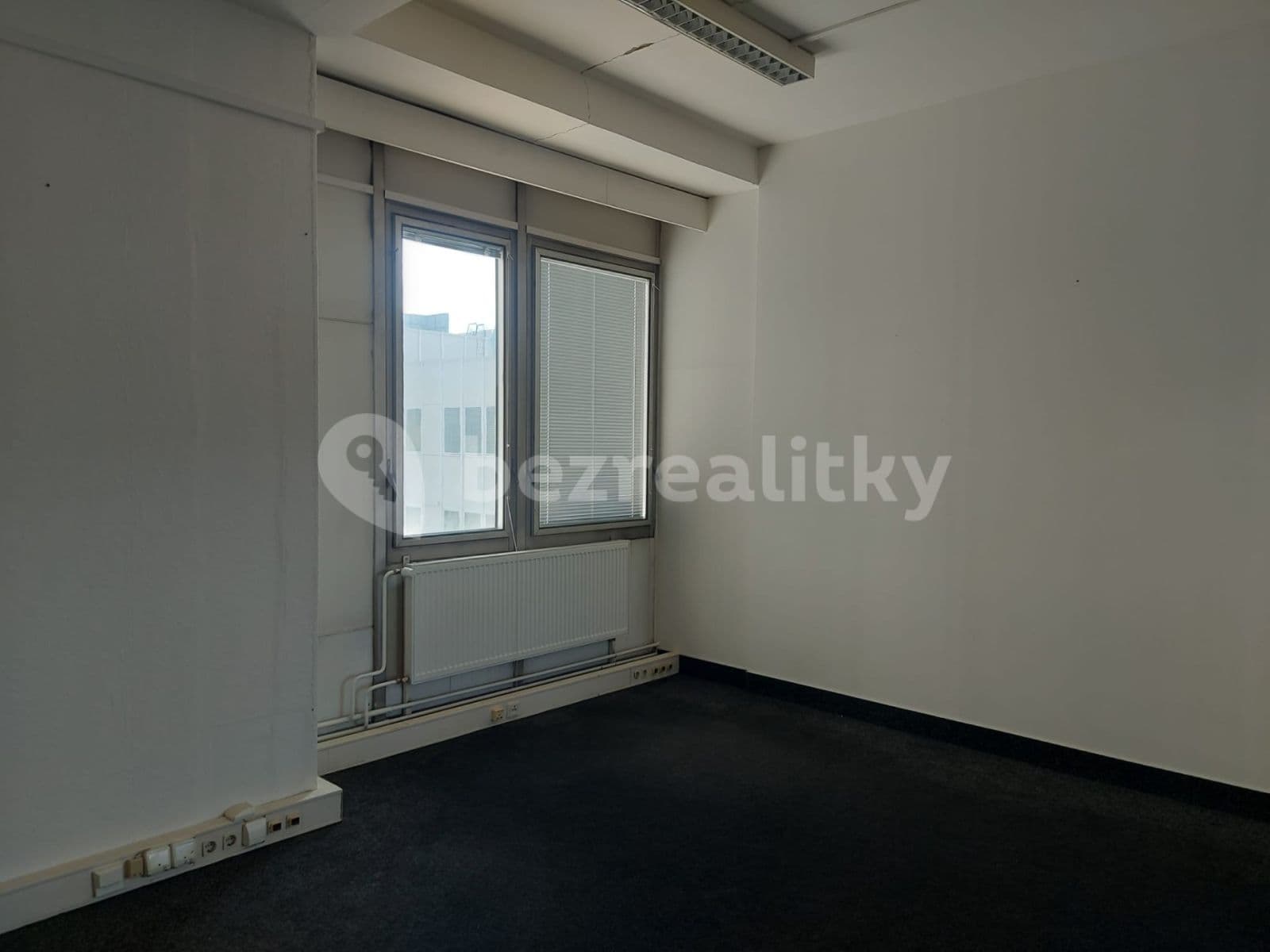 Prenájom kancelárie 20 m², Za Mototechnou, Praha, Praha Prenájom kancelárie 20 m², Za Mototechnou, Praha, Praha