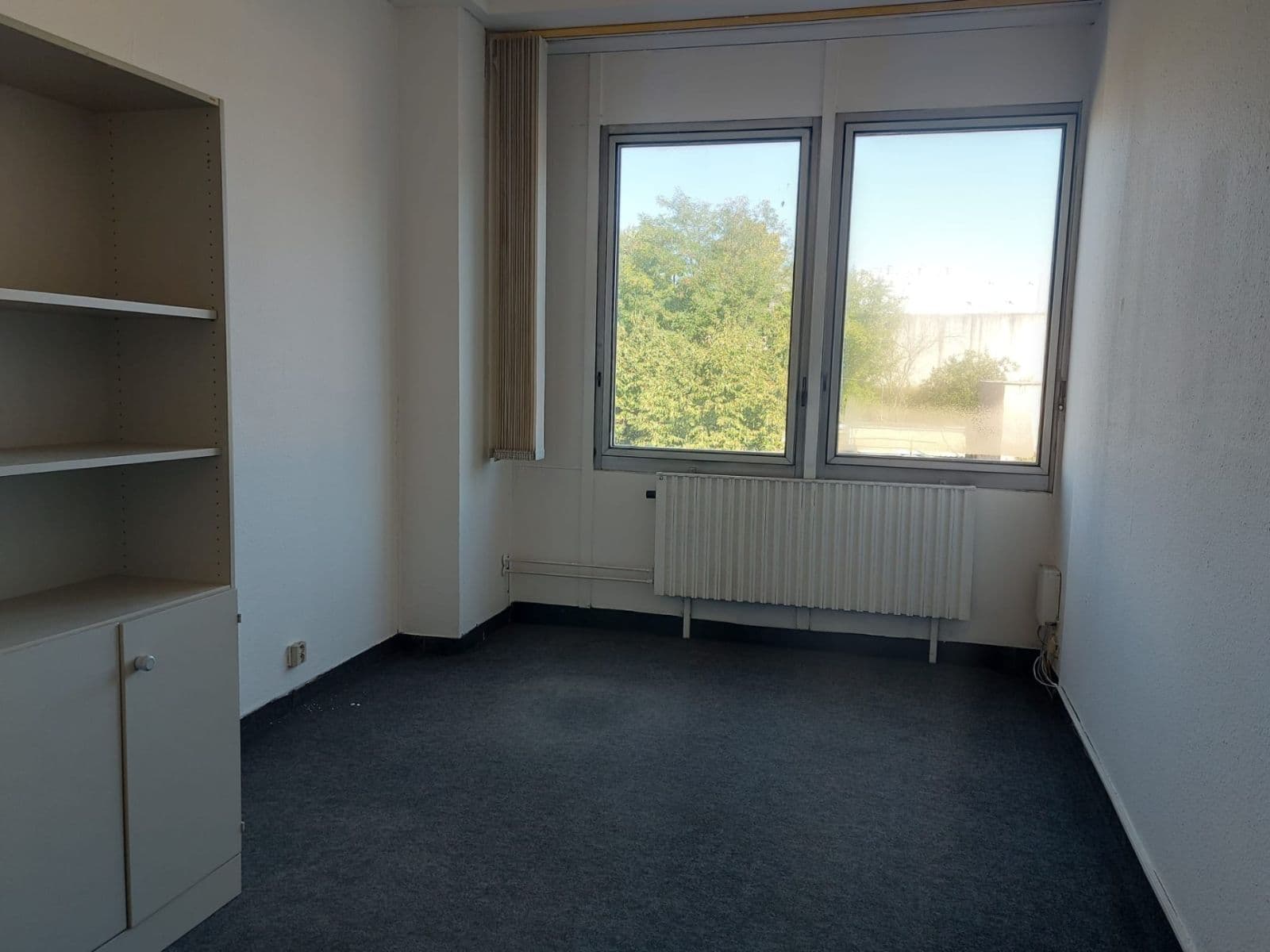 Prenájom kancelárie 20 m², Za Mototechnou, Praha, Praha Prenájom kancelárie 20 m², Za Mototechnou, Praha, Praha