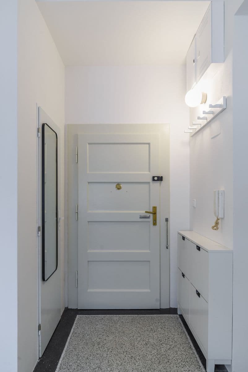 Prenájom bytu 2-izbový 58 m², Stupkova, Praha, Praha Prenájom bytu 2-izbový 58 m², Stupkova, Praha, Praha