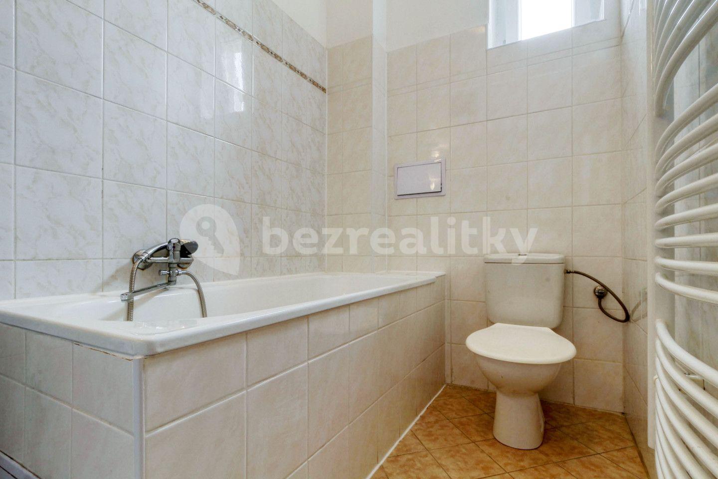 Predaj bytu 1-izbový 29 m², Žižkova, Karlovy Vary, Karlovarský kraj