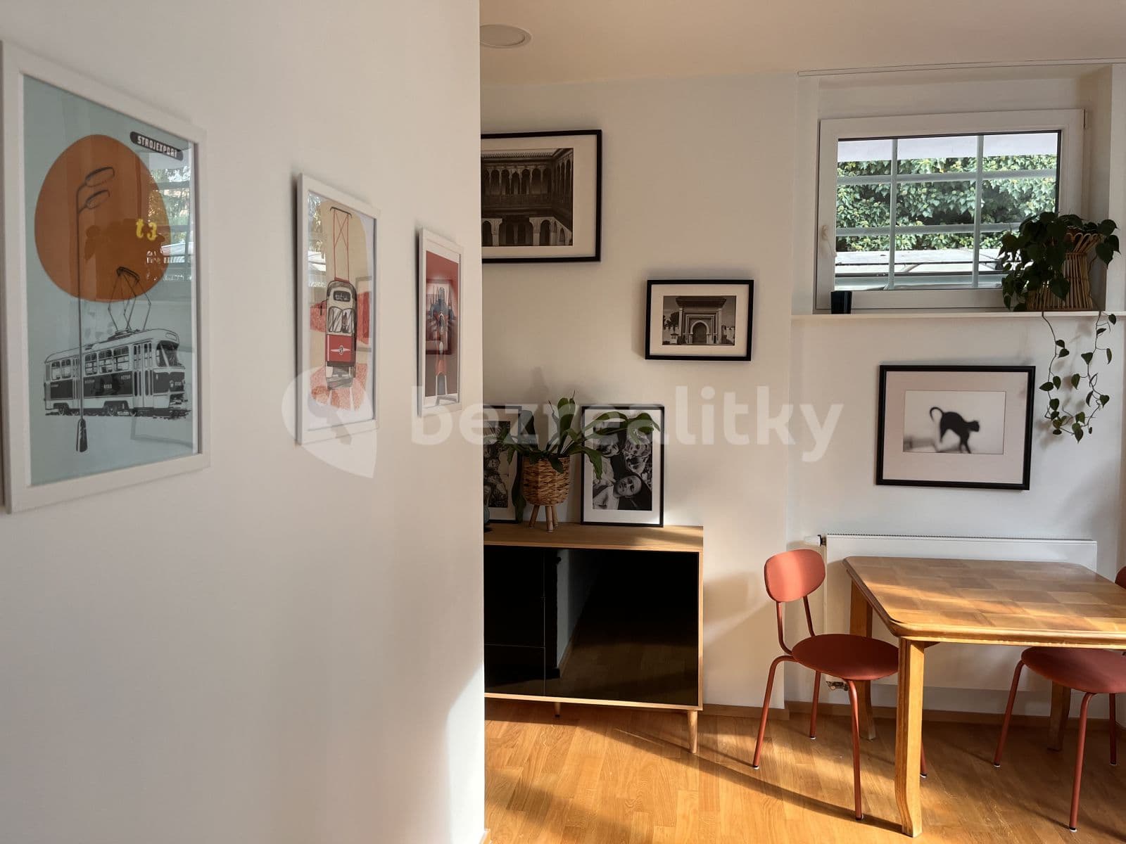 Prenájom bytu 1-izbový 24 m², Vápencová, Praha, Praha Prenájom bytu 1-izbový 24 m², Vápencová, Praha, Praha