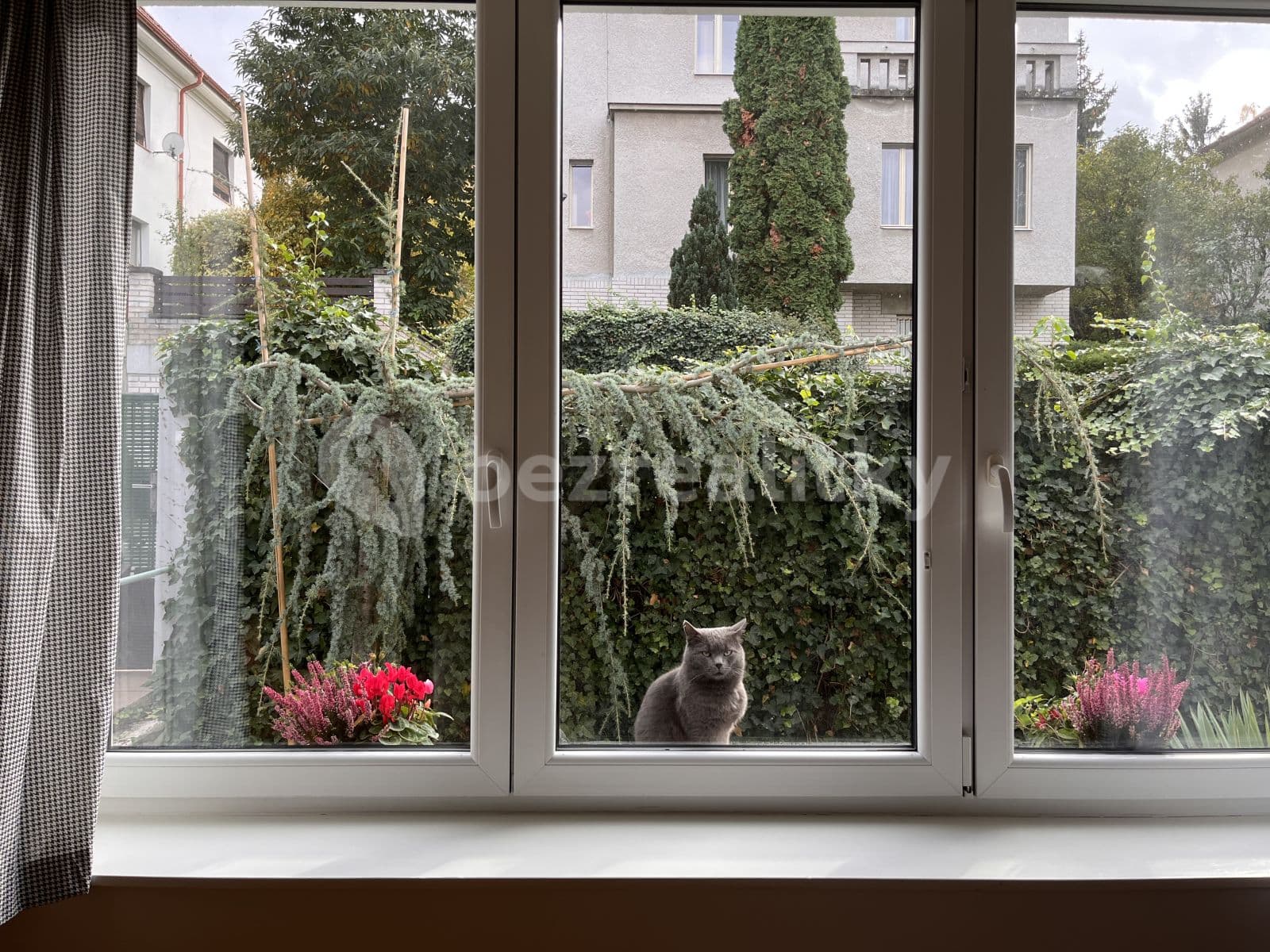 Prenájom bytu 1-izbový 24 m², Vápencová, Praha, Praha Prenájom bytu 1-izbový 24 m², Vápencová, Praha, Praha