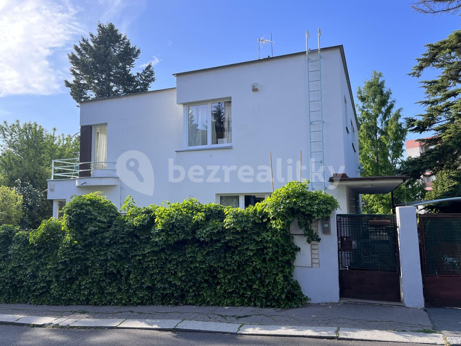 Prenájom bytu 1-izbový 24 m², Vápencová, Praha, Praha Prenájom bytu 1-izbový 24 m², Vápencová, Praha, Praha