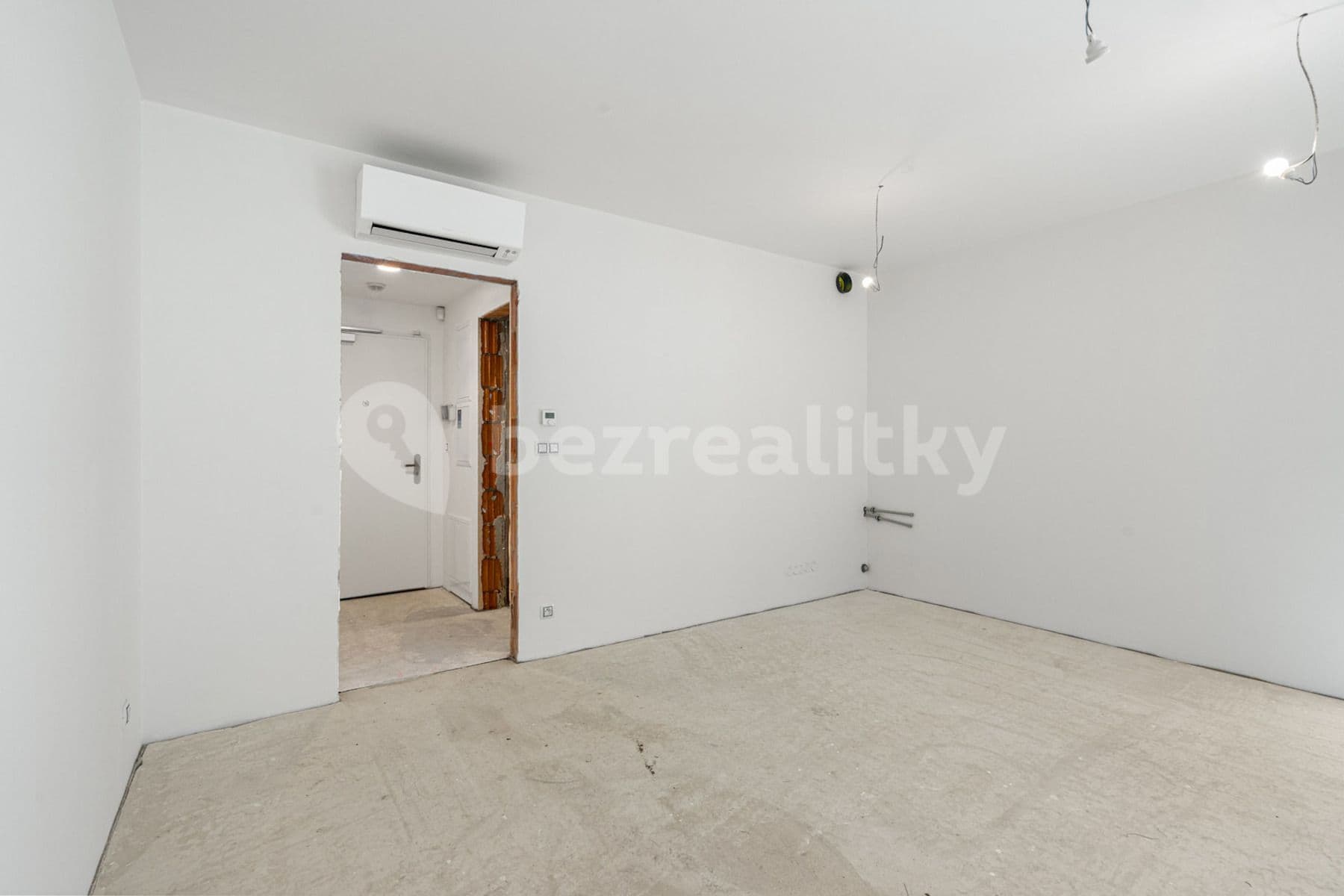 Predaj bytu 1-izbový 30 m², Lučištníků, Praha, Praha