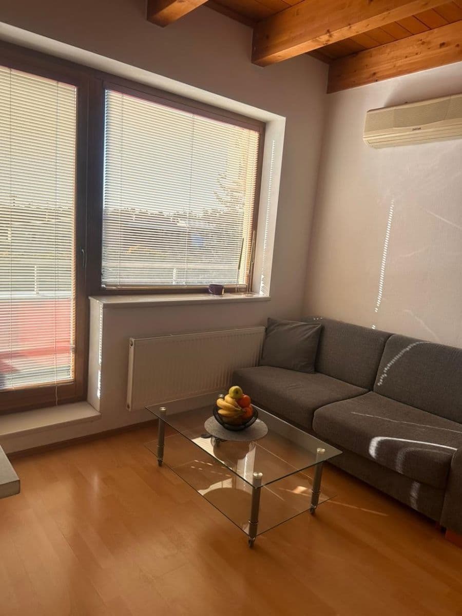 Prenájom bytu 2-izbový 45 m², Brno, Jihomoravský kraj Prenájom bytu 2-izbový 45 m², Brno, Jihomoravský kraj