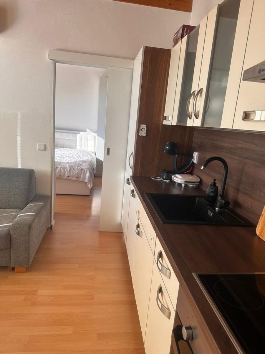 Prenájom bytu 2-izbový 45 m², Brno, Jihomoravský kraj Prenájom bytu 2-izbový 45 m², Brno, Jihomoravský kraj