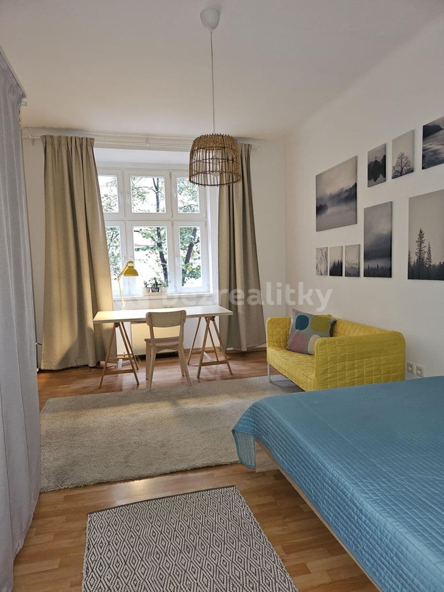Prenájom bytu 1-izbový 27 m², Čajkovského, Praha, Praha Prenájom bytu 1-izbový 27 m², Čajkovského, Praha, Praha