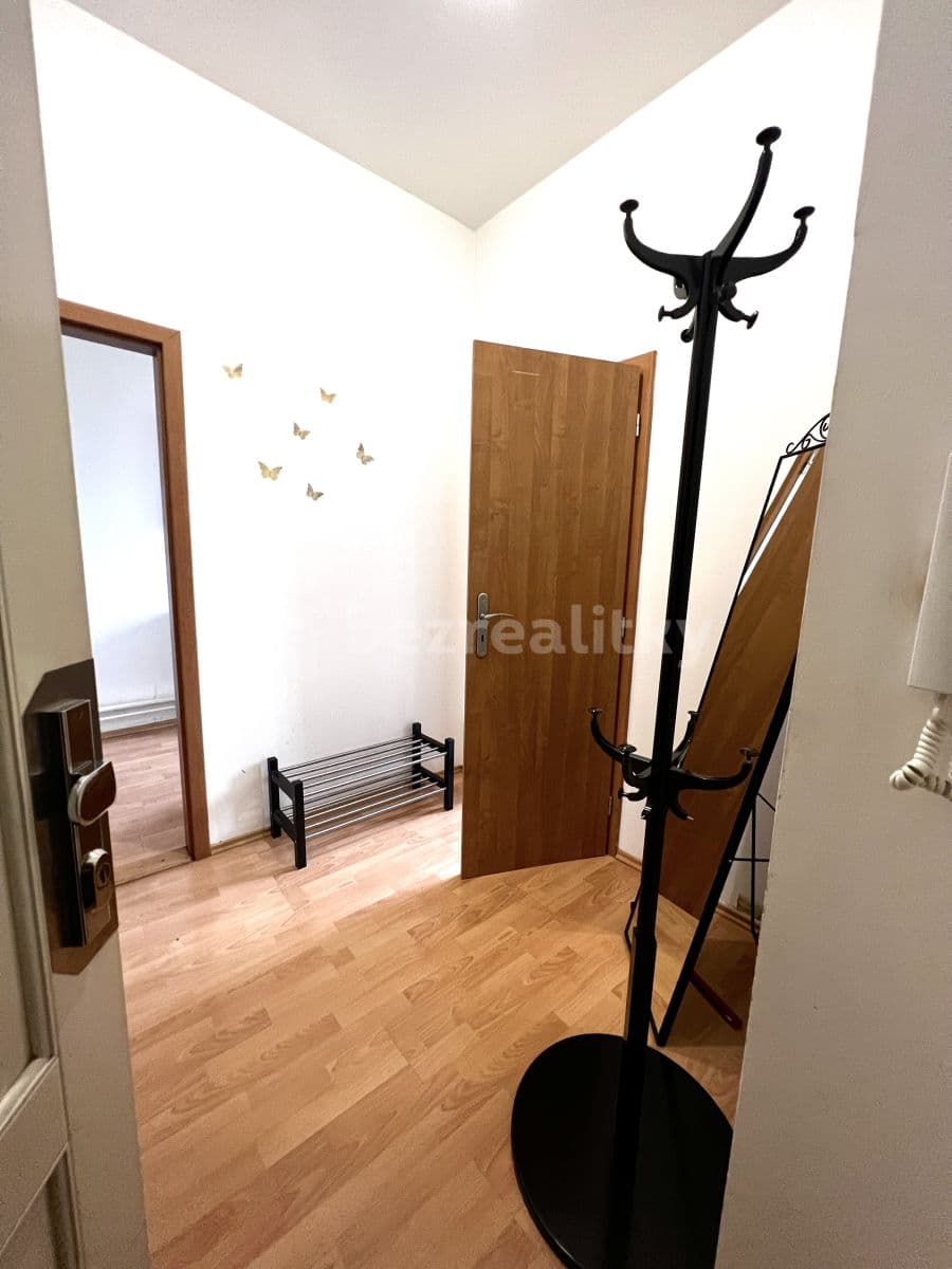 Prenájom bytu 1-izbový 50 m², Tylovo náměstí, Praha, Praha Prenájom bytu 1-izbový 50 m², Tylovo náměstí, Praha, Praha