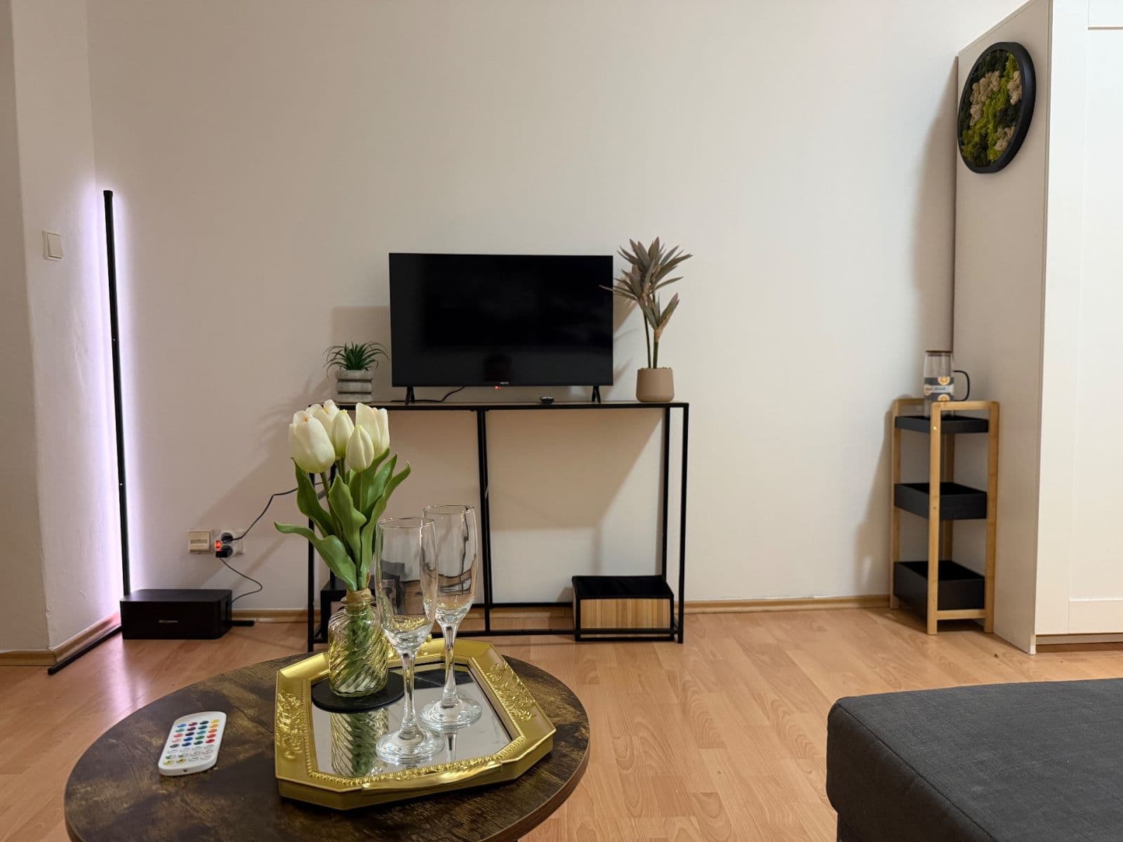Prenájom bytu 1-izbový 52 m², Tylovo náměstí, Praha, Praha Prenájom bytu 1-izbový 52 m², Tylovo náměstí, Praha, Praha