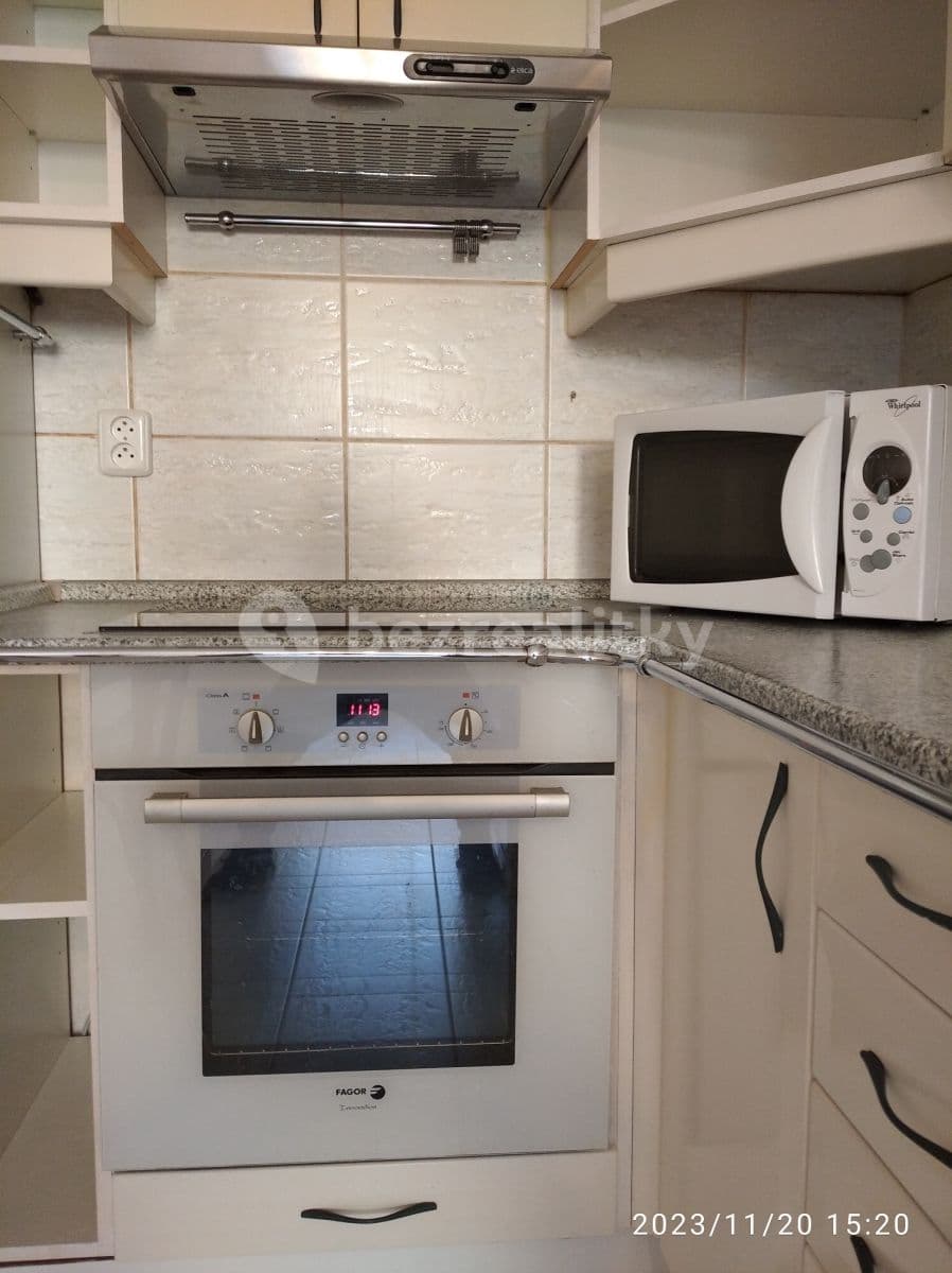 Prenájom bytu 2-izbový 42 m², Rotavská, Praha, Praha Prenájom bytu 2-izbový 42 m², Rotavská, Praha, Praha