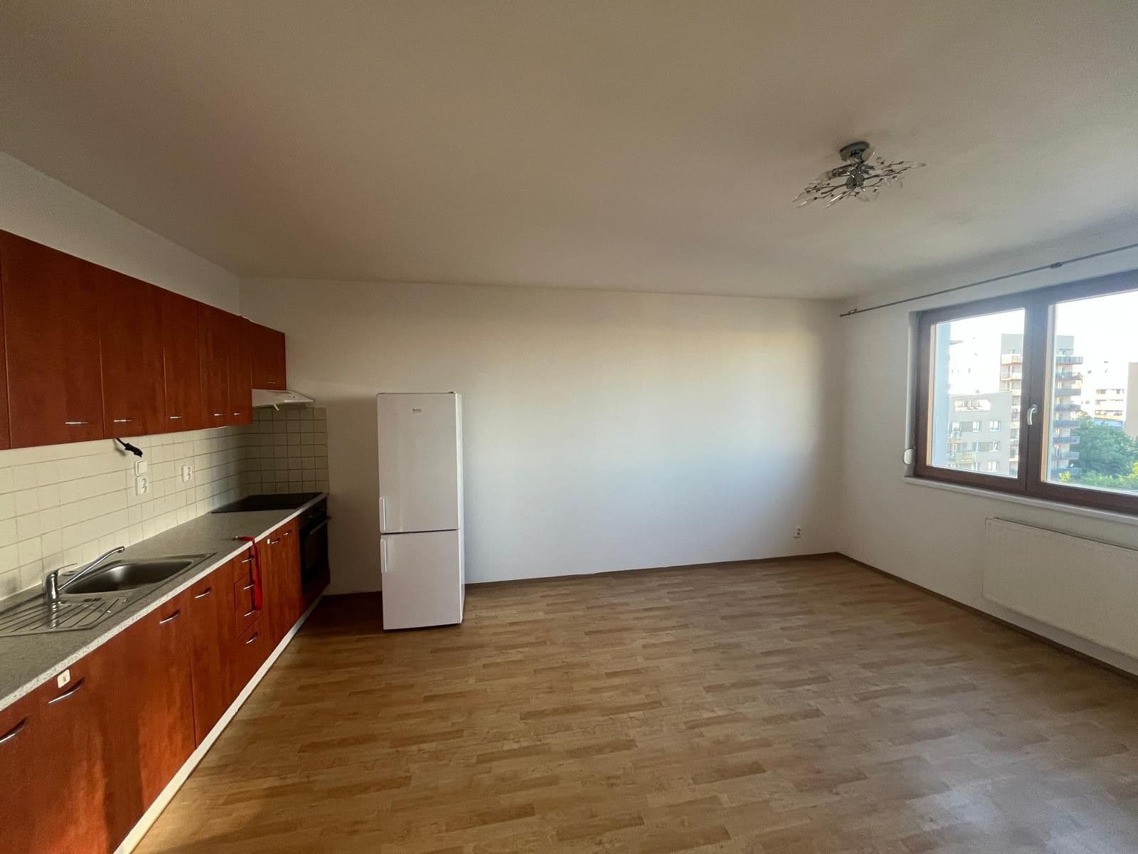 Prenájom bytu 1-izbový 34 m², Sluneční náměstí, Praha, Praha Prenájom bytu 1-izbový 34 m², Sluneční náměstí, Praha, Praha