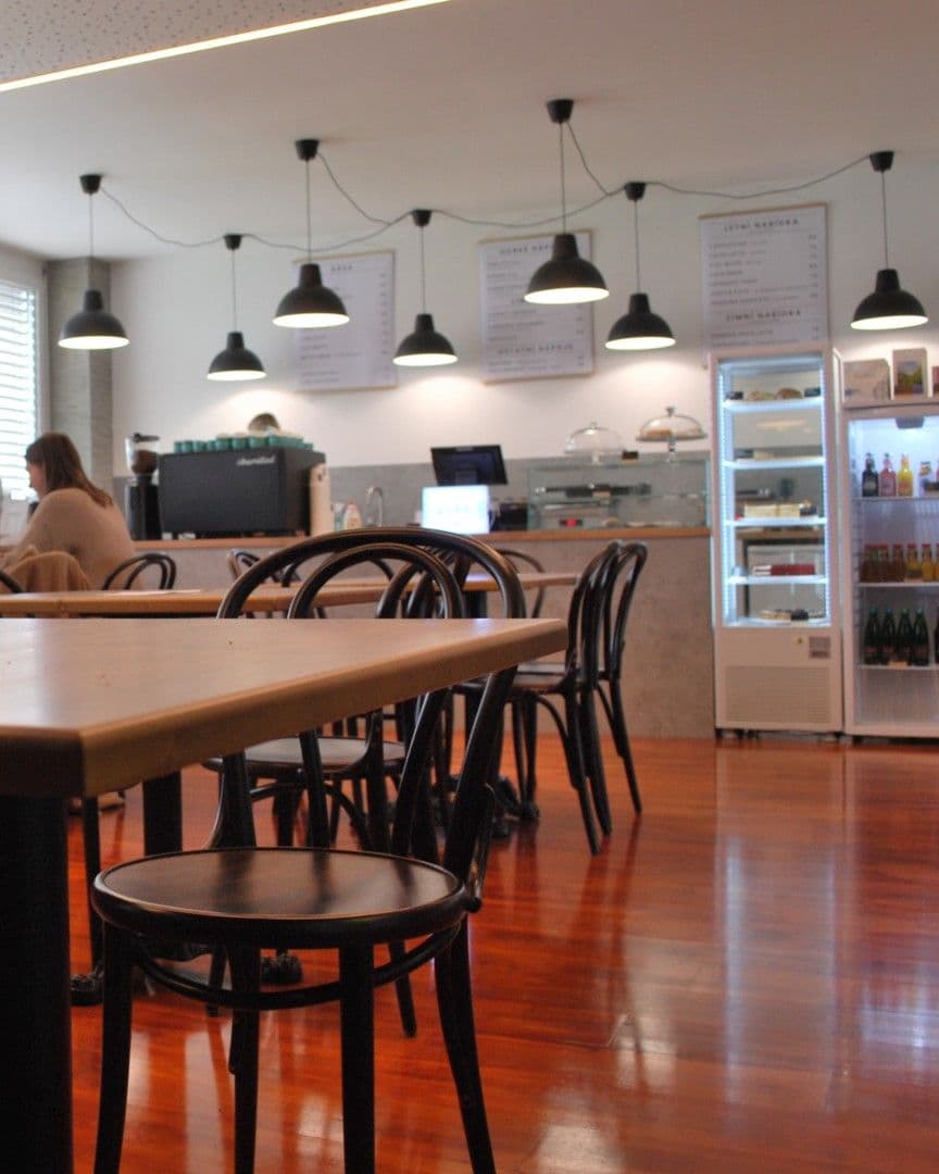 Prenájom bytu 1-izbový 25 m², Nárožní, Praha, Praha Prenájom bytu 1-izbový 25 m², Nárožní, Praha, Praha